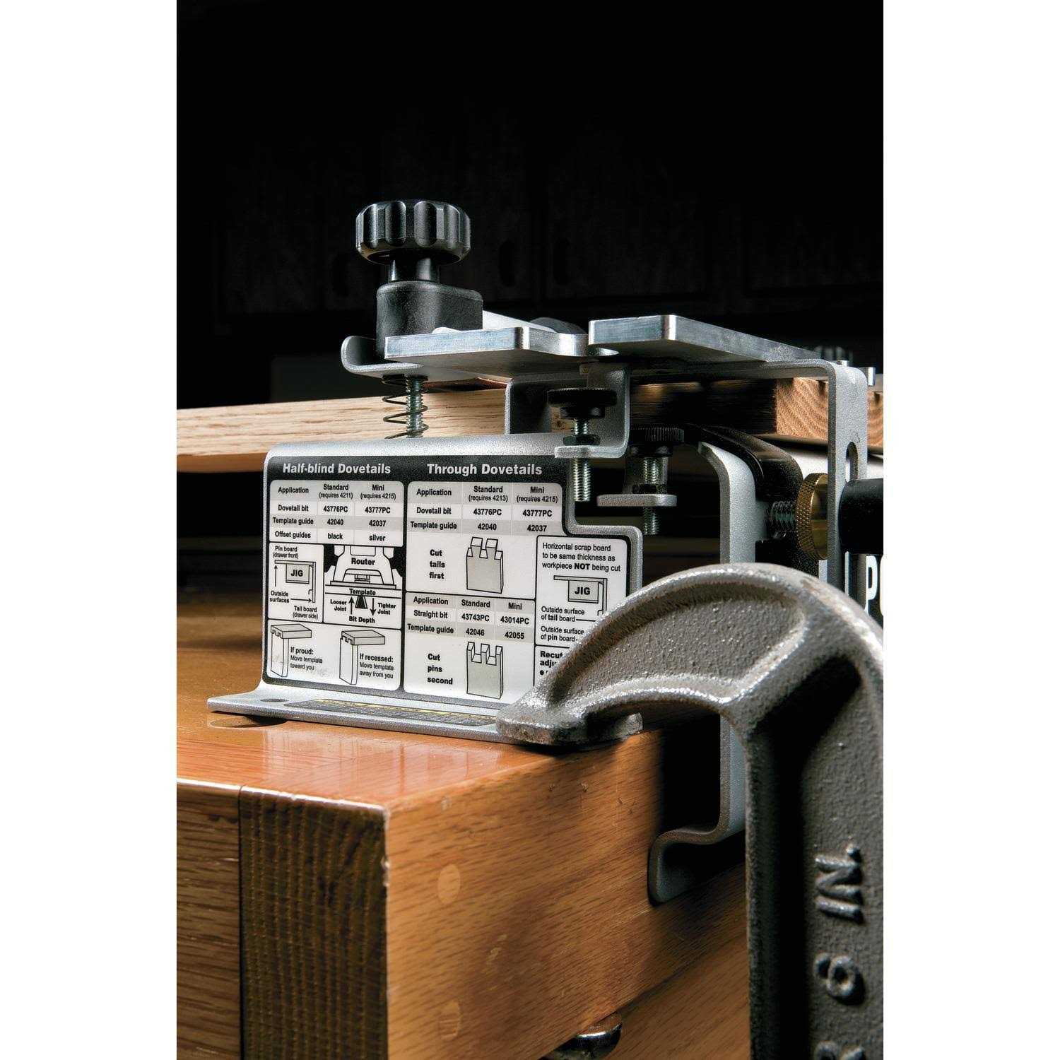 Porter-Cable 4216 12 Deluxe Dovetail Jig Combination Kit