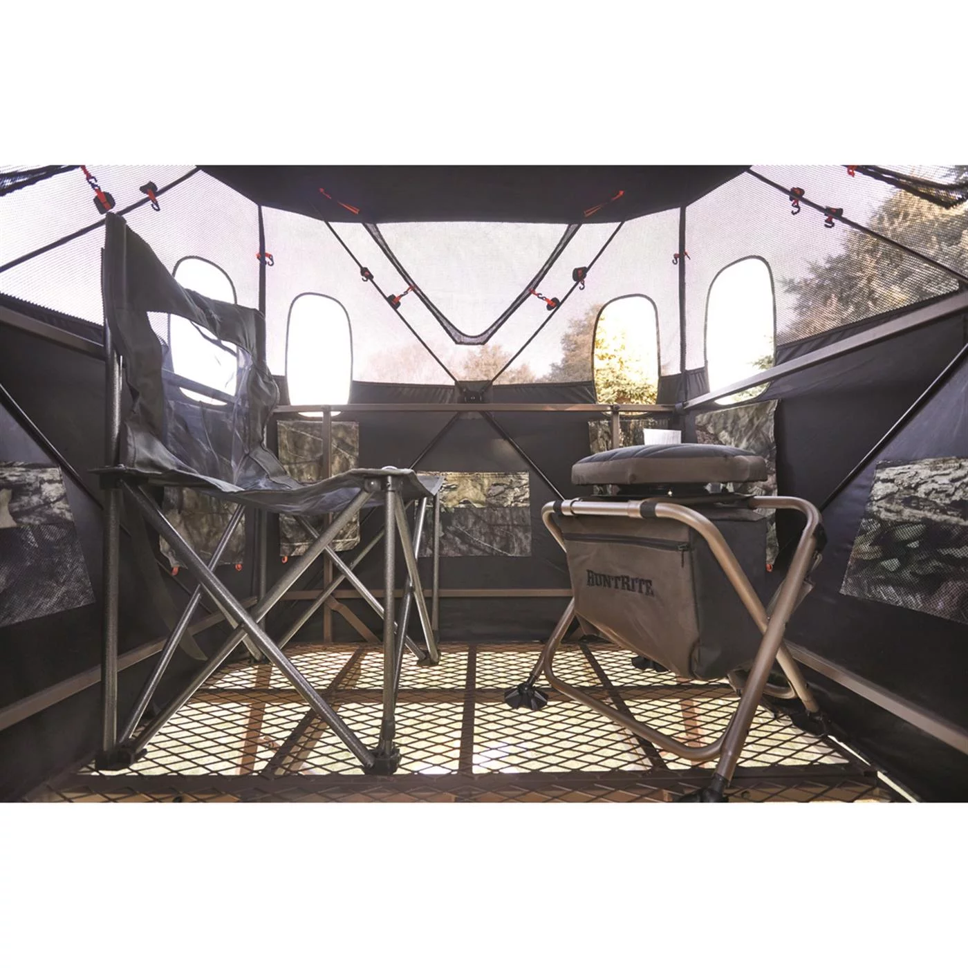Guide Gear 6' Tripod Hunting Tower Blind, 2-Man Stand Elevated, Hunting Gear Equipment Accessories, 4x4
