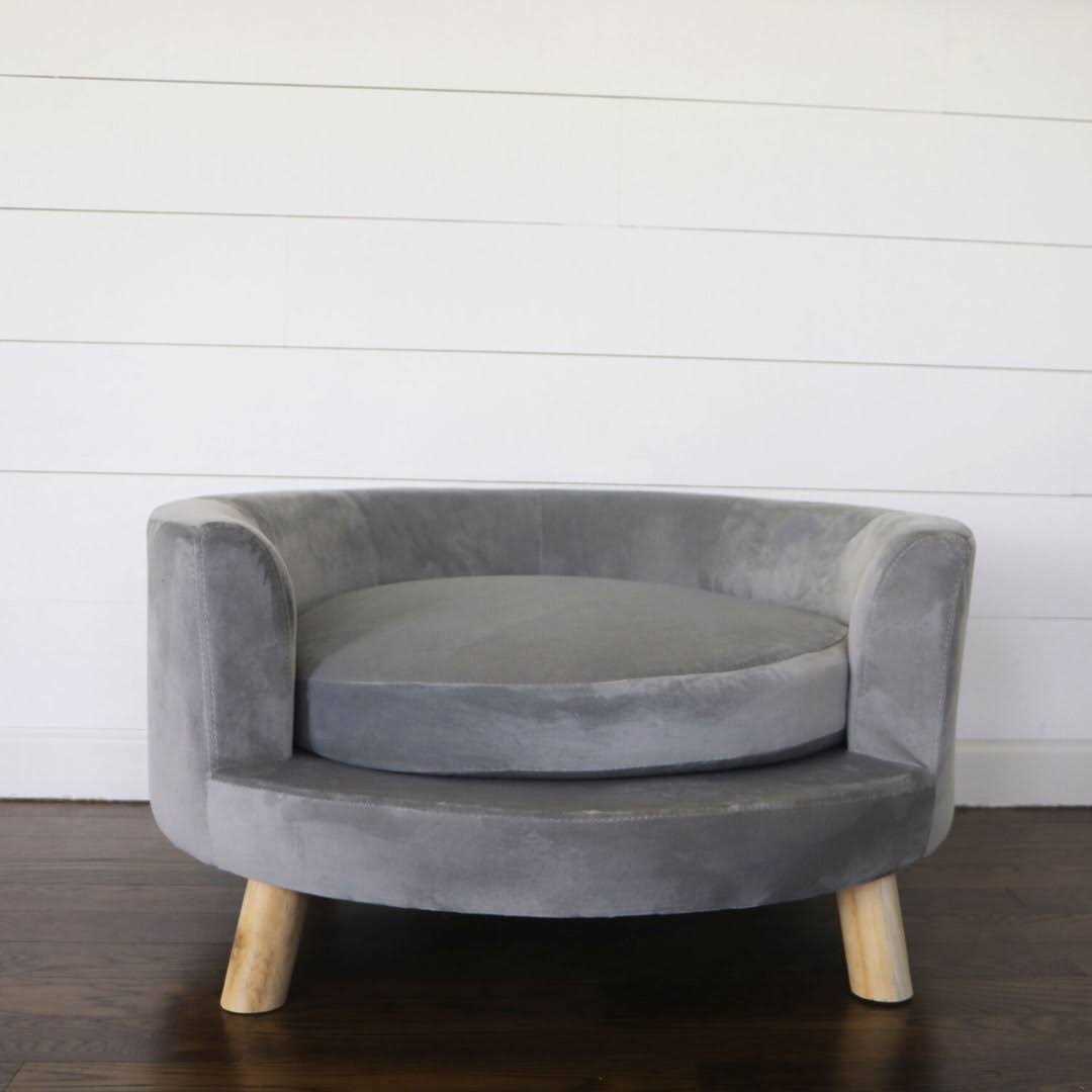 Critter Sitters 28-in. Elegant Faux-Velvet Circular Pet Bed for Small to Medium-Sized Dogs and Cats - Pet Supplies online store