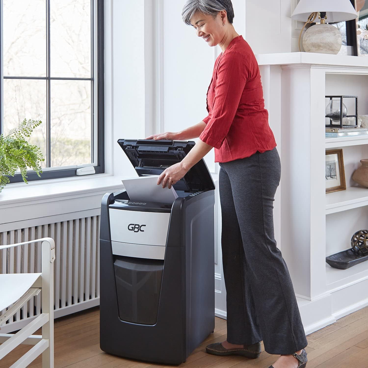 GBC Paper Shredder, Auto Feed+, 300 Sheet Capacity, Super Cross-Cut, Office Shredder, 300X (WSM1757608)