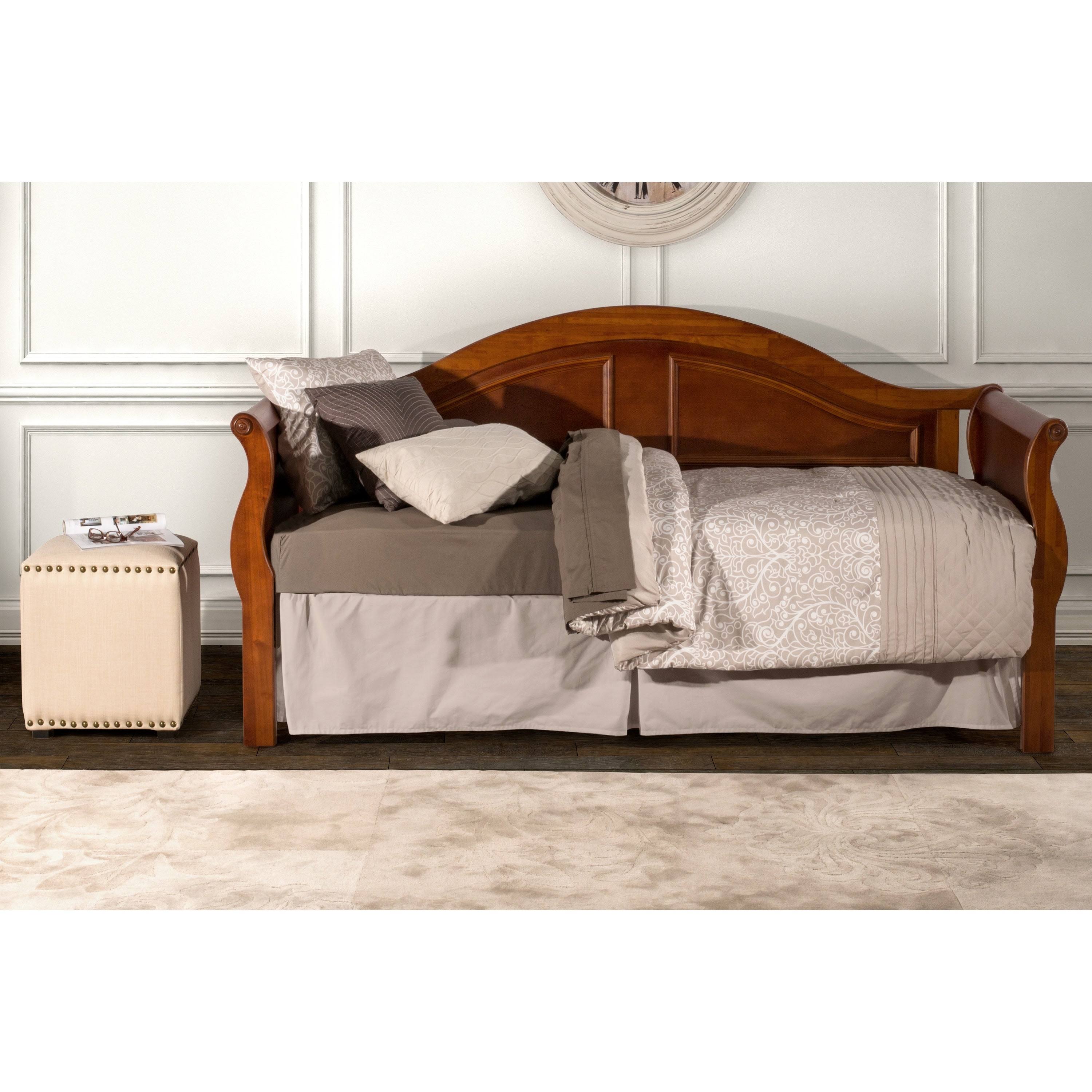 Hillsdale Bedford Daybed W/Suspension Deck , Cherry 102467-107140