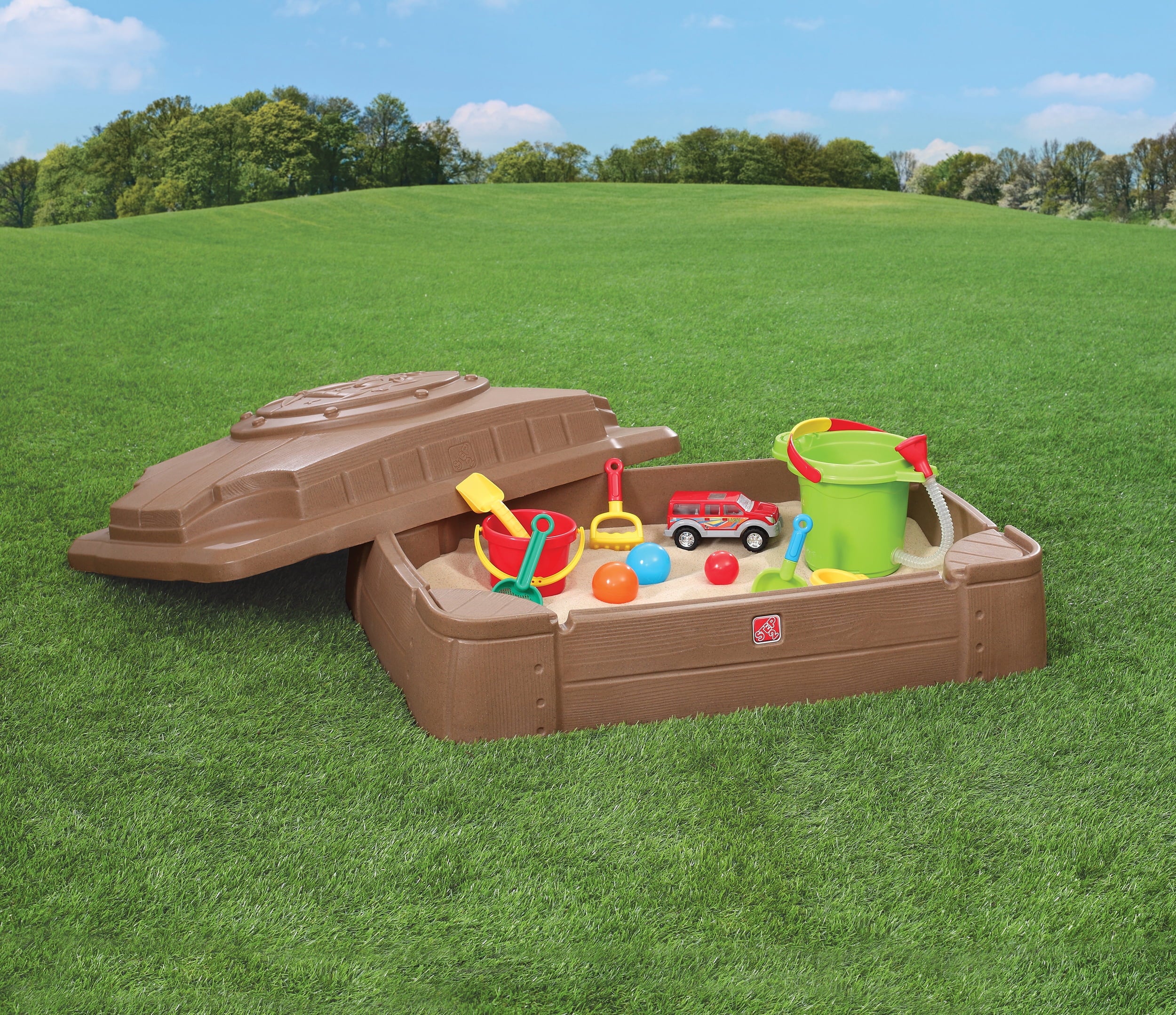 Step2 Play and Store Sandbox Brown Plastic Kids Outdoor Toy with Cover