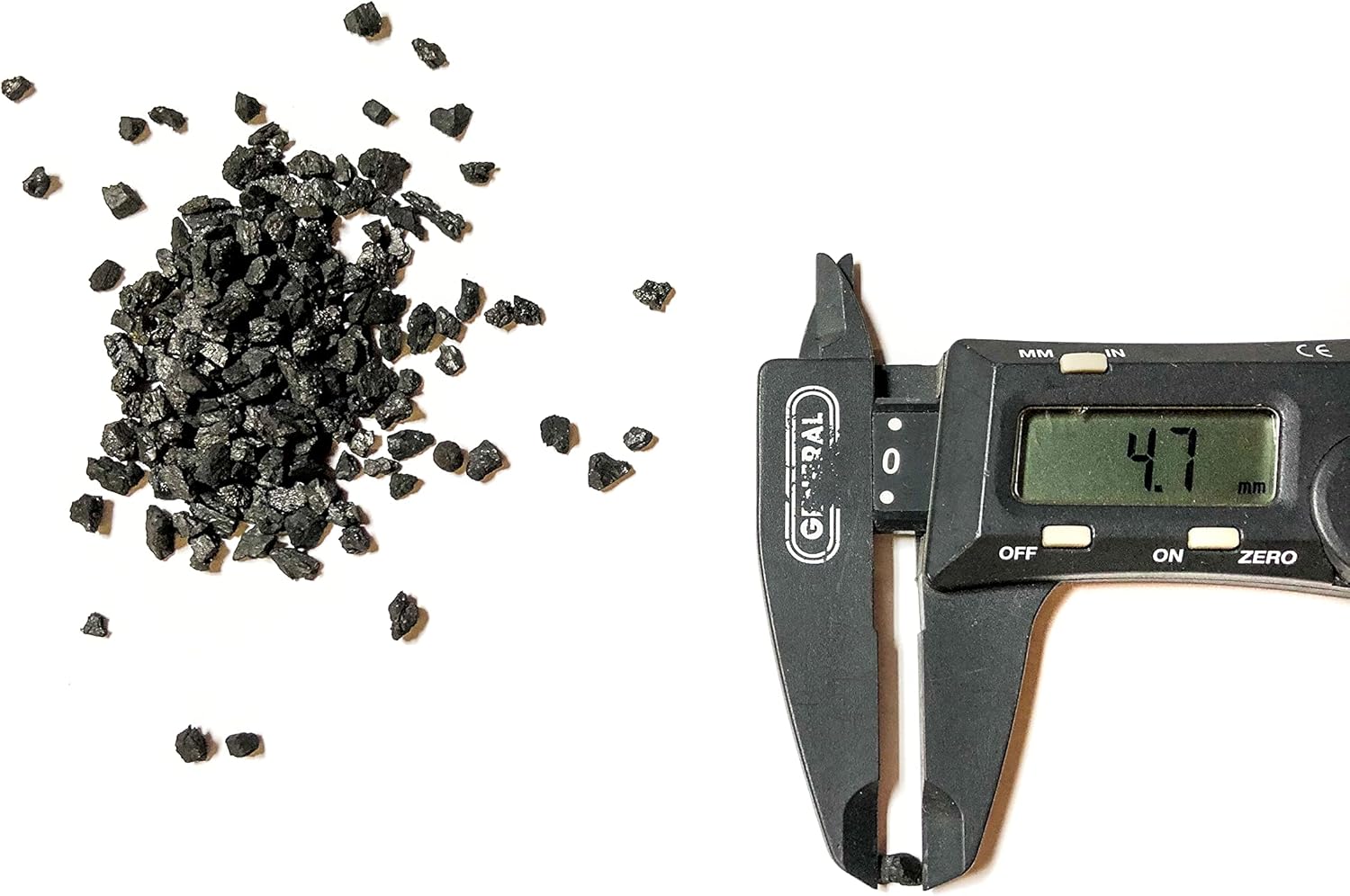 40 LB Premium Granulated Activated Carbon Charcoal for Aquarium Fish Tank Fish Pond Reef Filter Bulk Filter Media in 40 Free Filter Media Bags - Perfect for eliminating cat Litter Smell