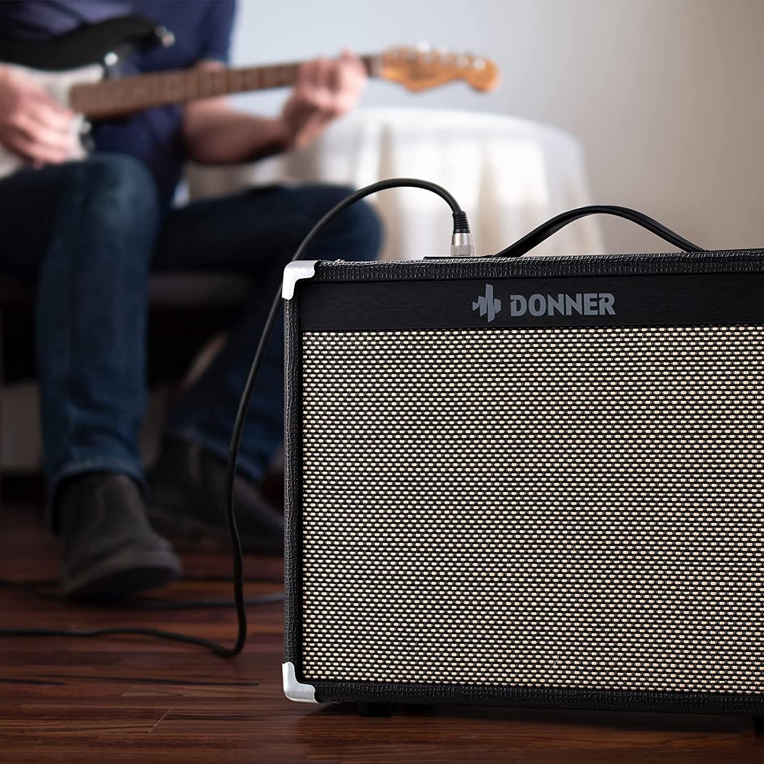 Donner Electric Guitar Amp 20W, Guitar Practice Amplifier Combo DA-20 with 8" Speaker， Clean & Distorted Dual Channel Sound Circuit Design