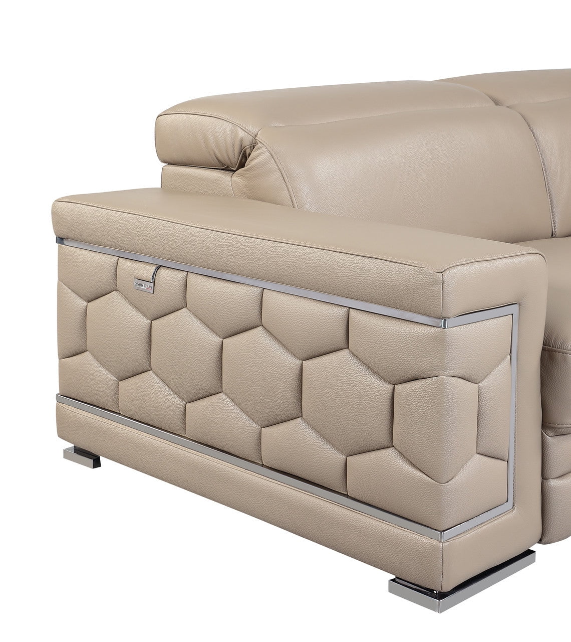 Bella Vita Loveseat