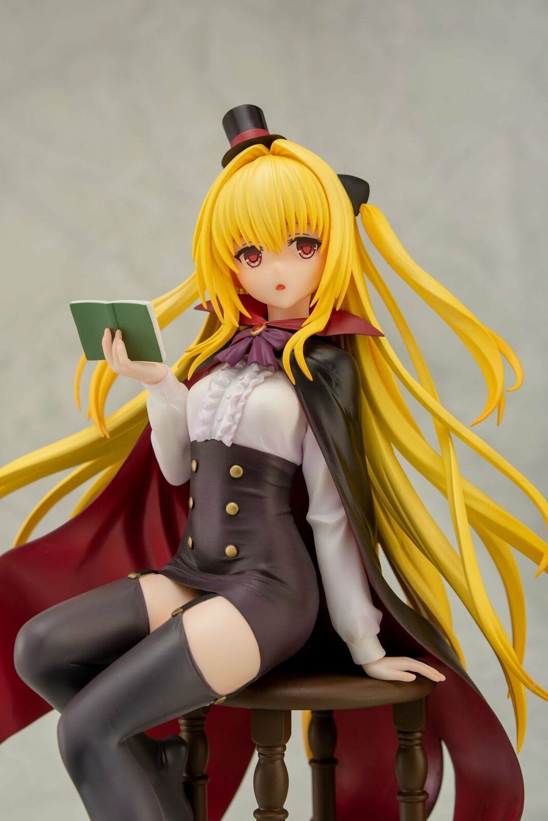 Chara-Ani Golden Darkness to Love-Ru Darkness 1/7 Scale Figure