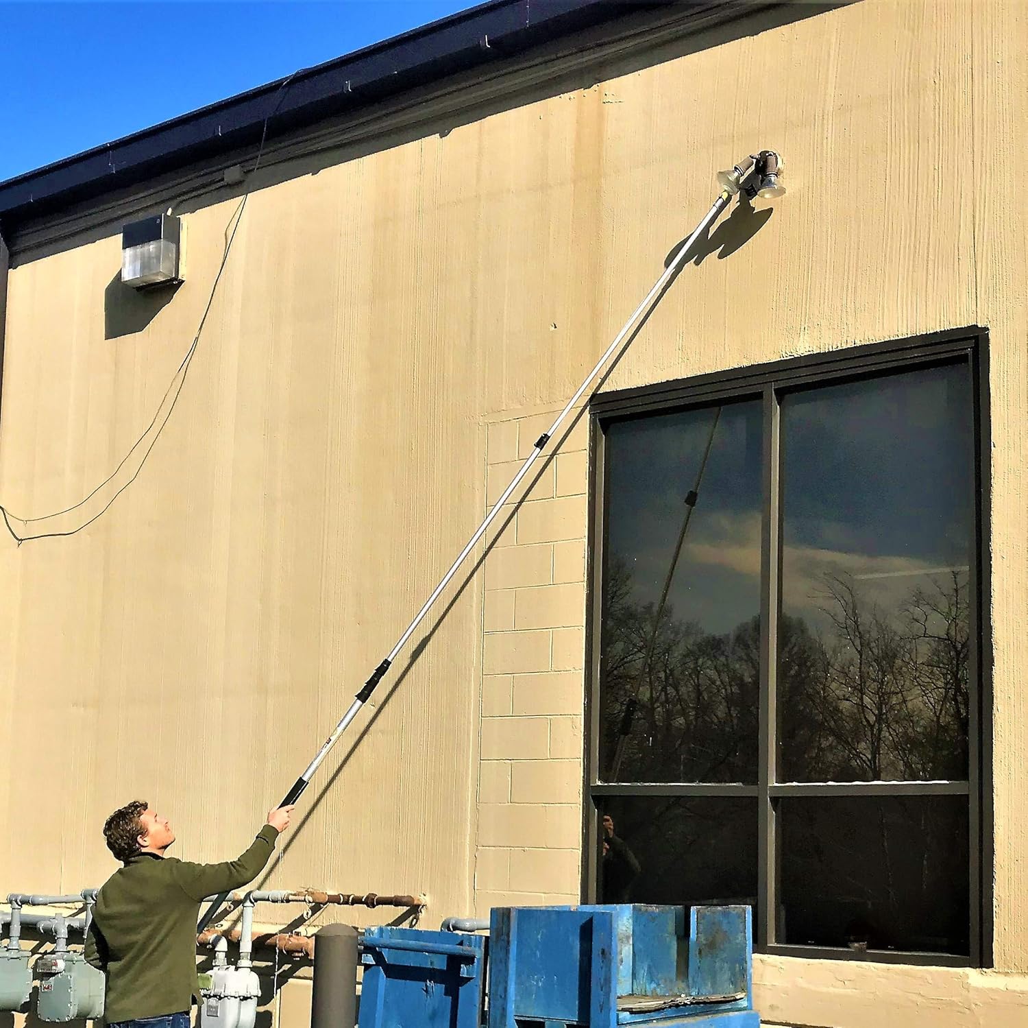 DocaPole Light Bulb Changer with 7-30 Foot Telescopic Extension Pole For High Ceilings and Recessed Lights, Suction Cup Style
