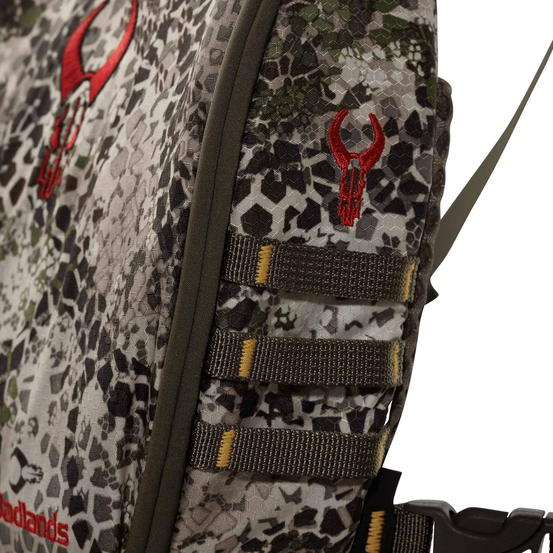 Badlands Bino C Case - Approach