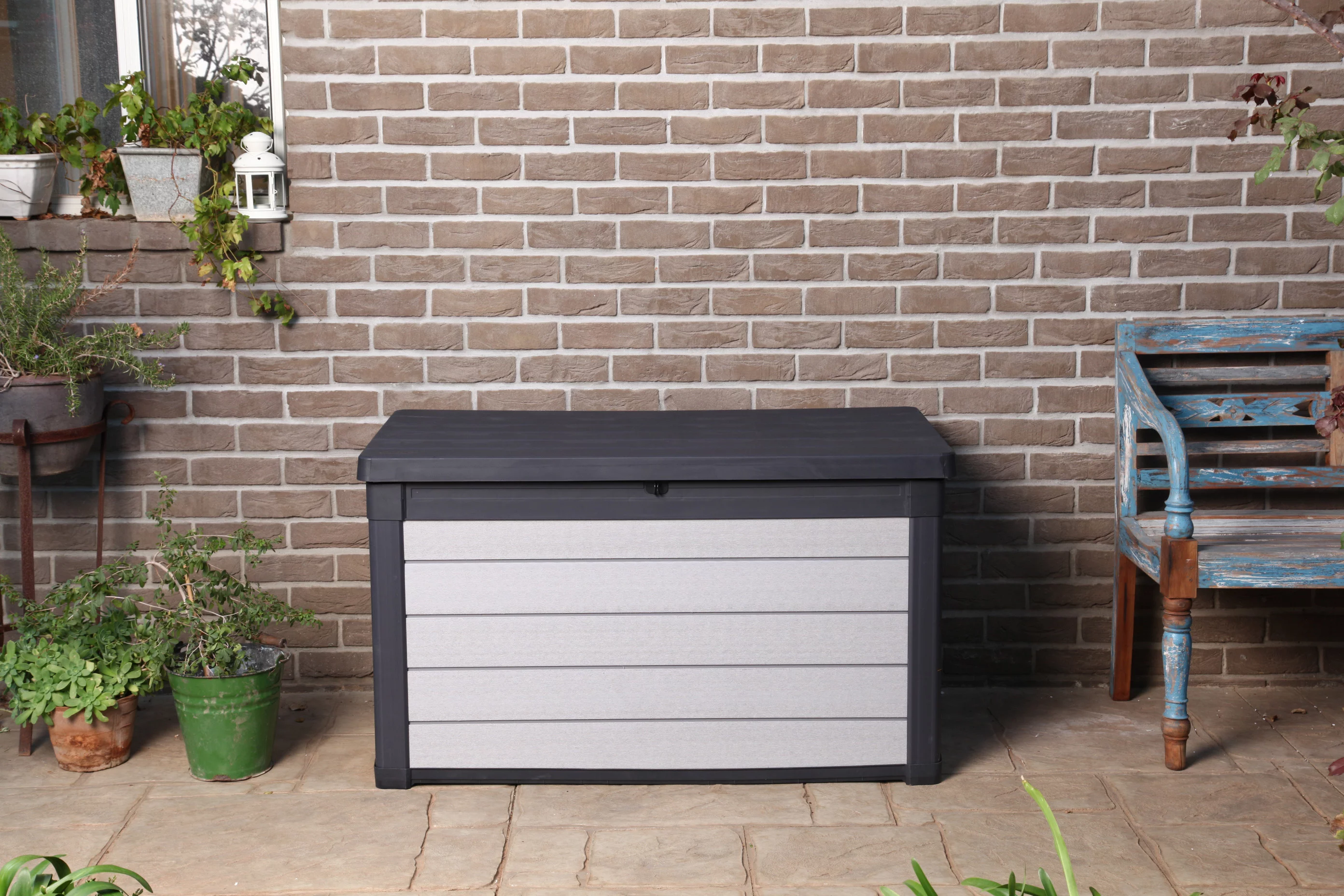 Keter Denali Outdoor 100 Gallon Resin, Plastic and Wood Deck Box, Gray and Black