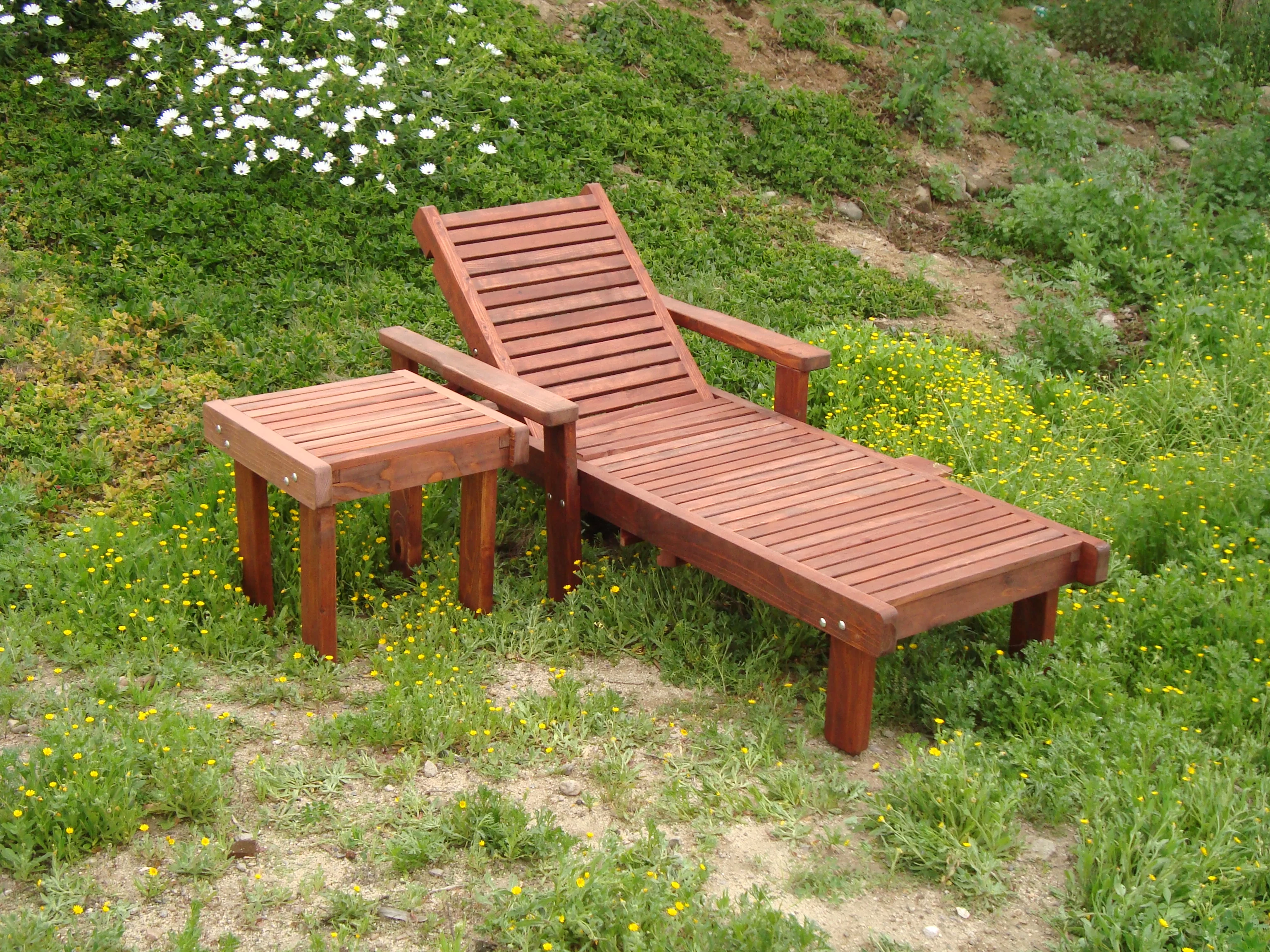Best Redwood 24" Solid Wood Outdoor Chaise Lounge in Mission Brown