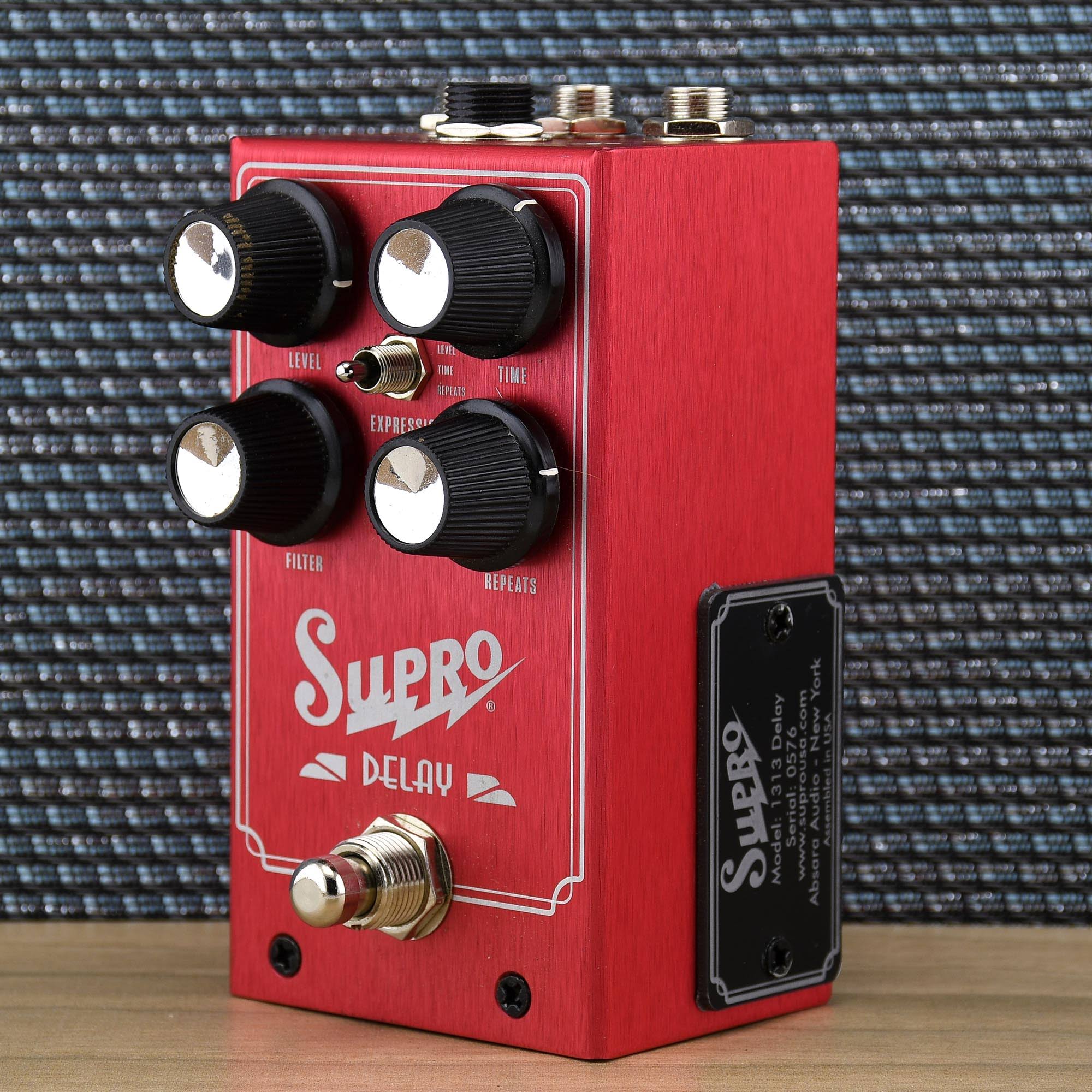 Supro 1313 Analog Delay Pedal