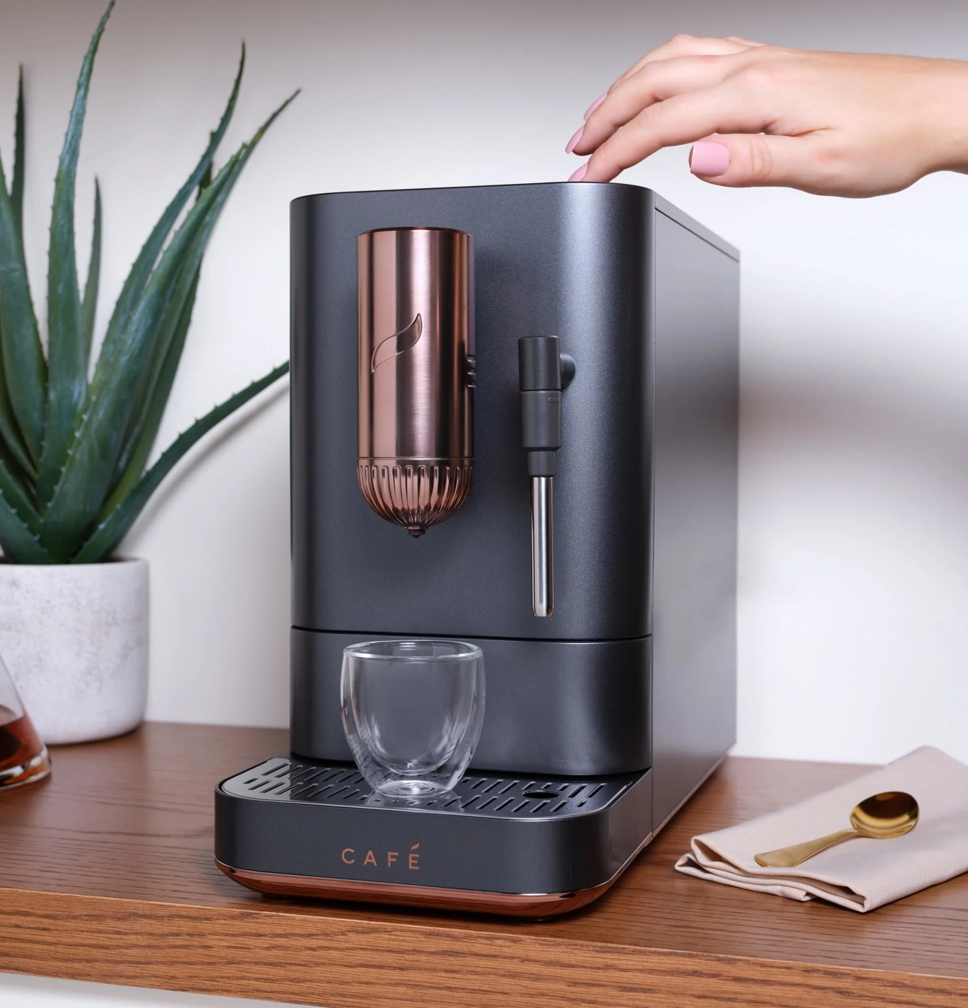 Café Affetto Automatic Espresso Machine + Milk Frother | Built-In & Adjustable Espresso Bean Grinder | One-Touch Brew in 90 Seconds | Matte Black, 1.2 Liter, (C7CEBBS3RD3)