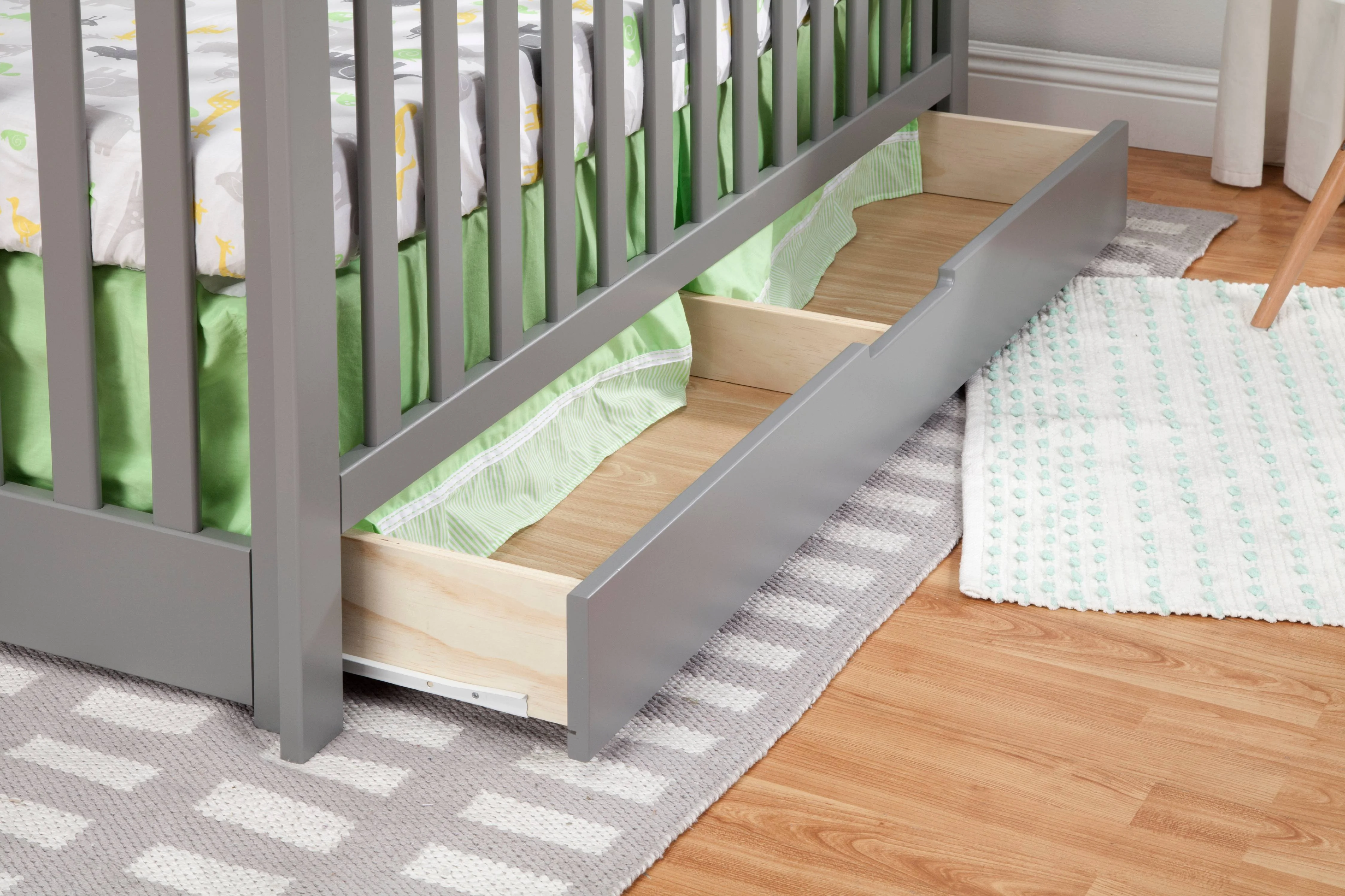 Carter's by DaVinci Colby 4-in-1 Convertible Crib with Trundle Drawer in Gray