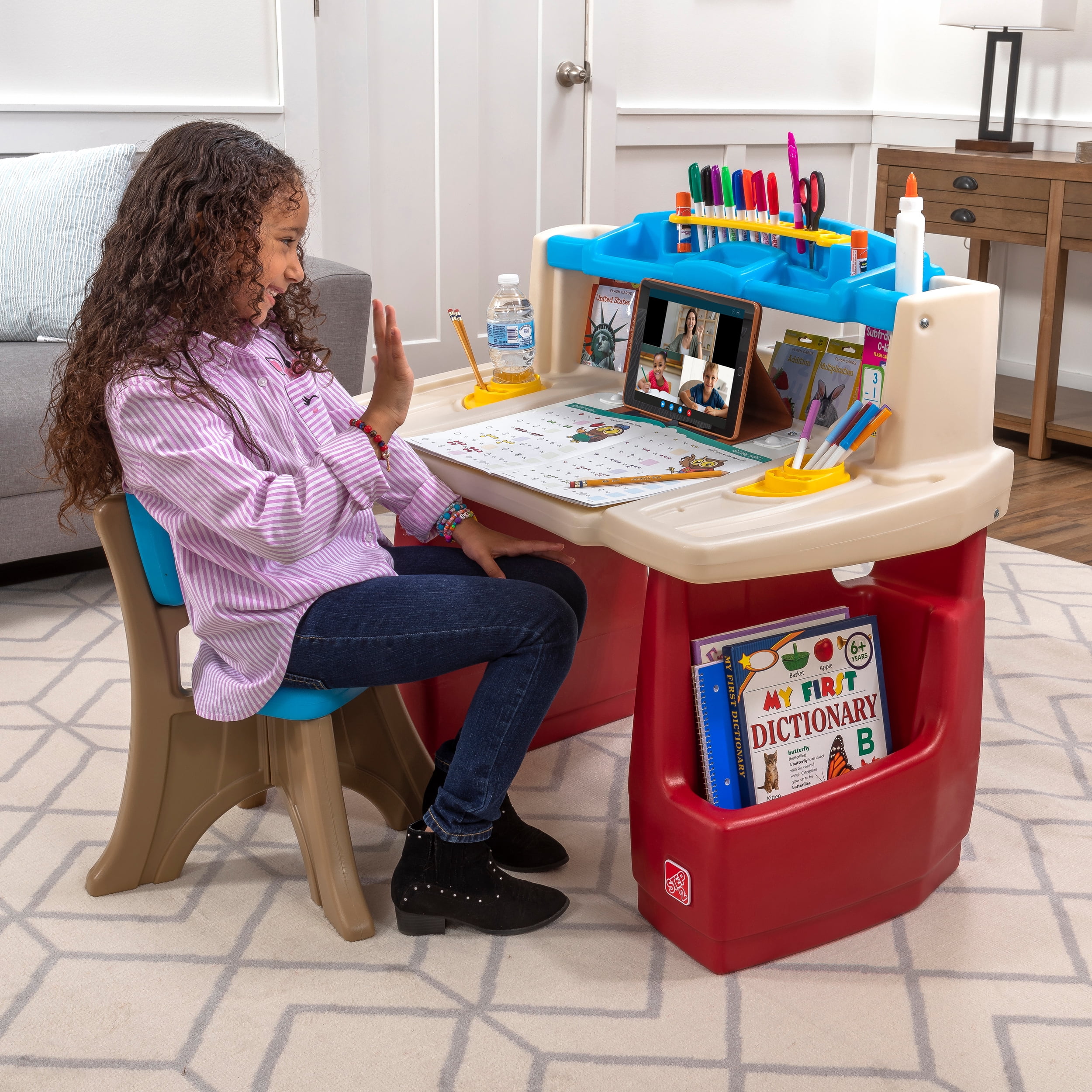 Step2 Deluxe Art Master Desk Plastic Kids Activity Center and Table