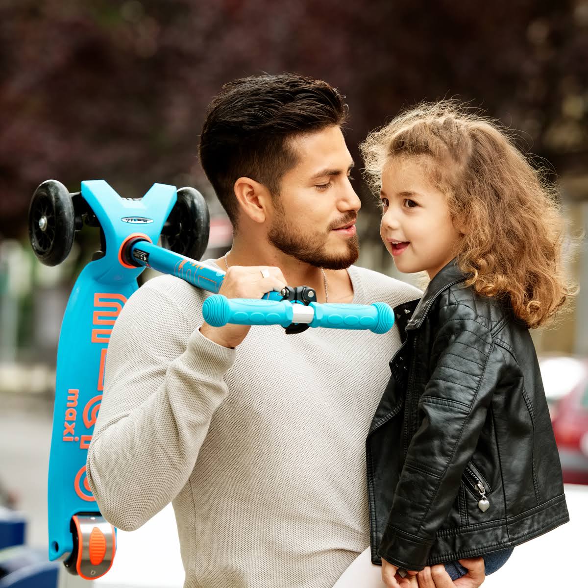 Micro Kickboard - Maxi Deluxe Scooter Caribbean Blue