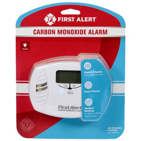 First Alert Carbon Monoxide Alarm, Plug-In w/Battery Backup