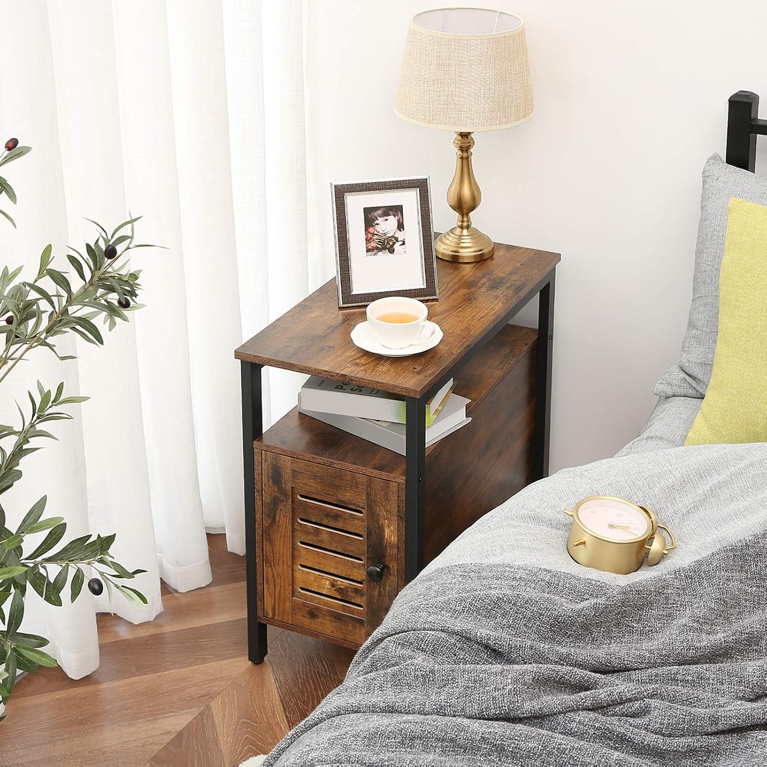 HOOBRO Narrow Nightstand with Cabinet, Side Table with Switchable Door for Small Space, Industrial End Table for Reception Room, Bedroom, Kitchen, 23.6 x 12.6 x 23.6 inches, Rustic Brown BF94BZ01