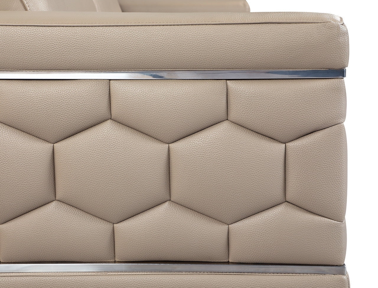 Bella Vita Loveseat