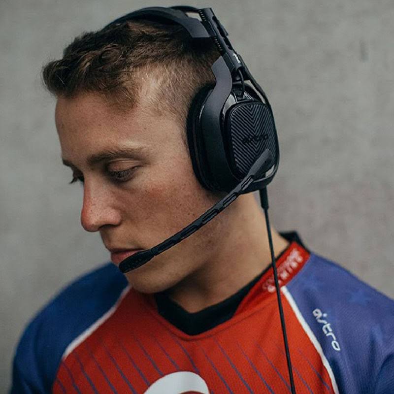 Astro Gaming A40 TR Headset + MixAmp Pro TR for PlayStation 4