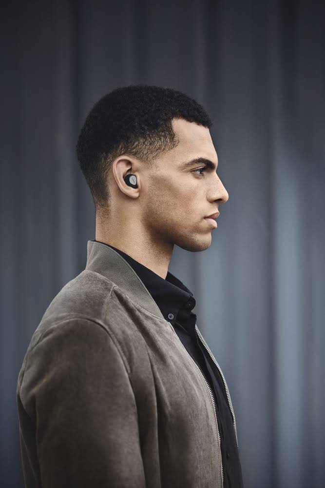 Jabra Elite 7 Pro - True wireless earphones with mic - in-ear - Bluetooth - active noise canceling - noise isolating - titanium