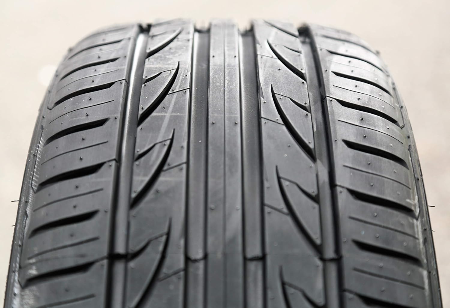 Landgolden LG27 All-Season High Performance Radial Tire-245/50R18 245/50ZR18 245/50/18 245/50-18 100W Load Range SL 4-Ply BSW Black Side Wall