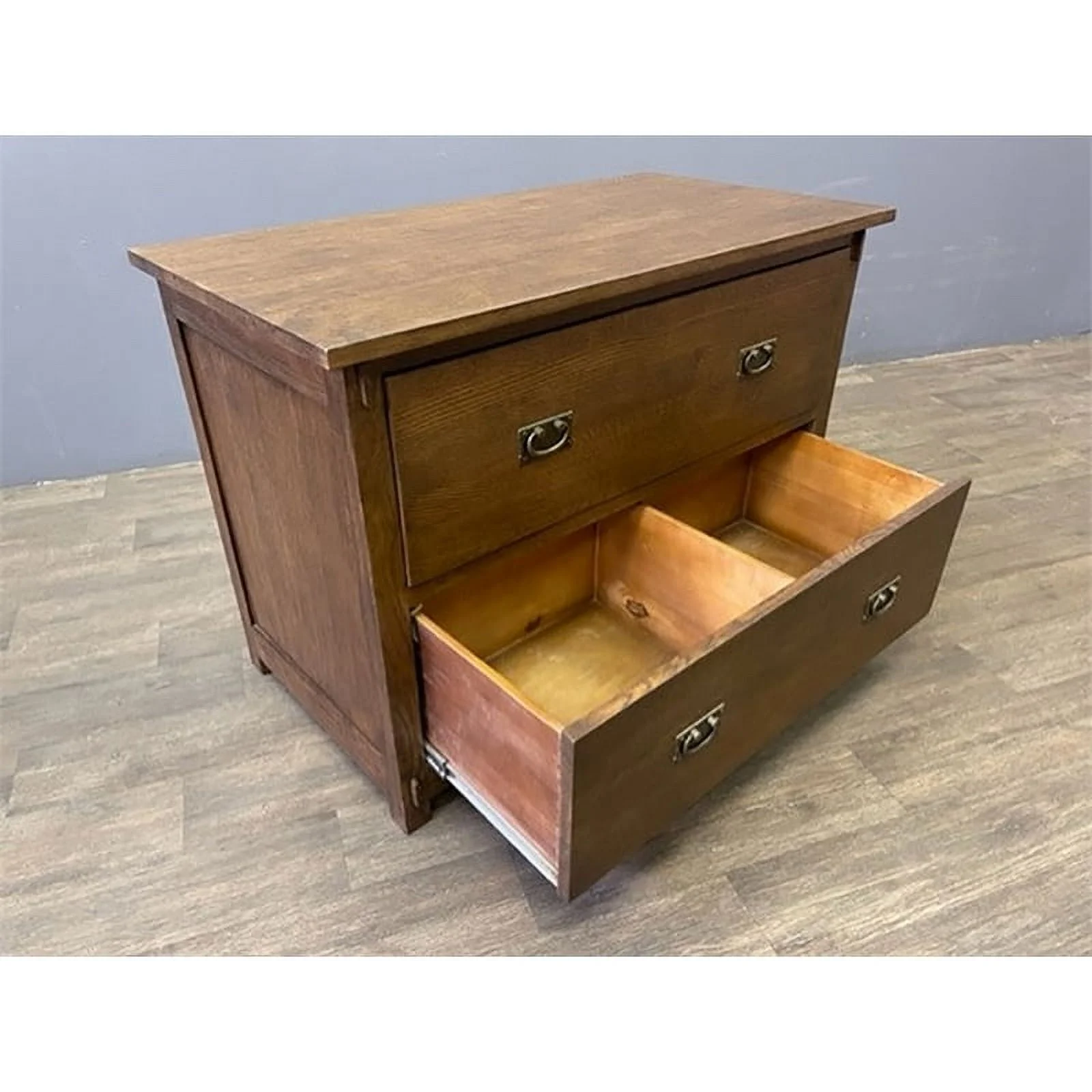Crafters and Weavers Arts and Crafts 2-Drawer Wood Lateral File Cabinet in Oak