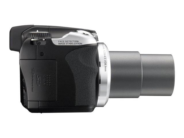 Fujifilm FinePix S8000fd - Digital camera - compact - 8.0 MP - 18x optical zoom
