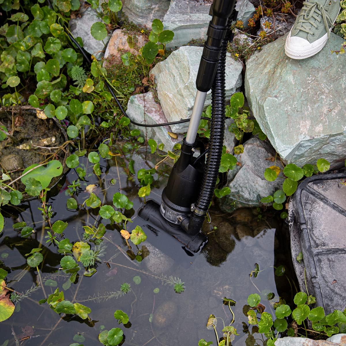 XtremepowerUS 2500GPH Traditional Pond Vacuum with Adjustable Telescopic Handle with 2 Brush Heads and Remote Control On/Off
