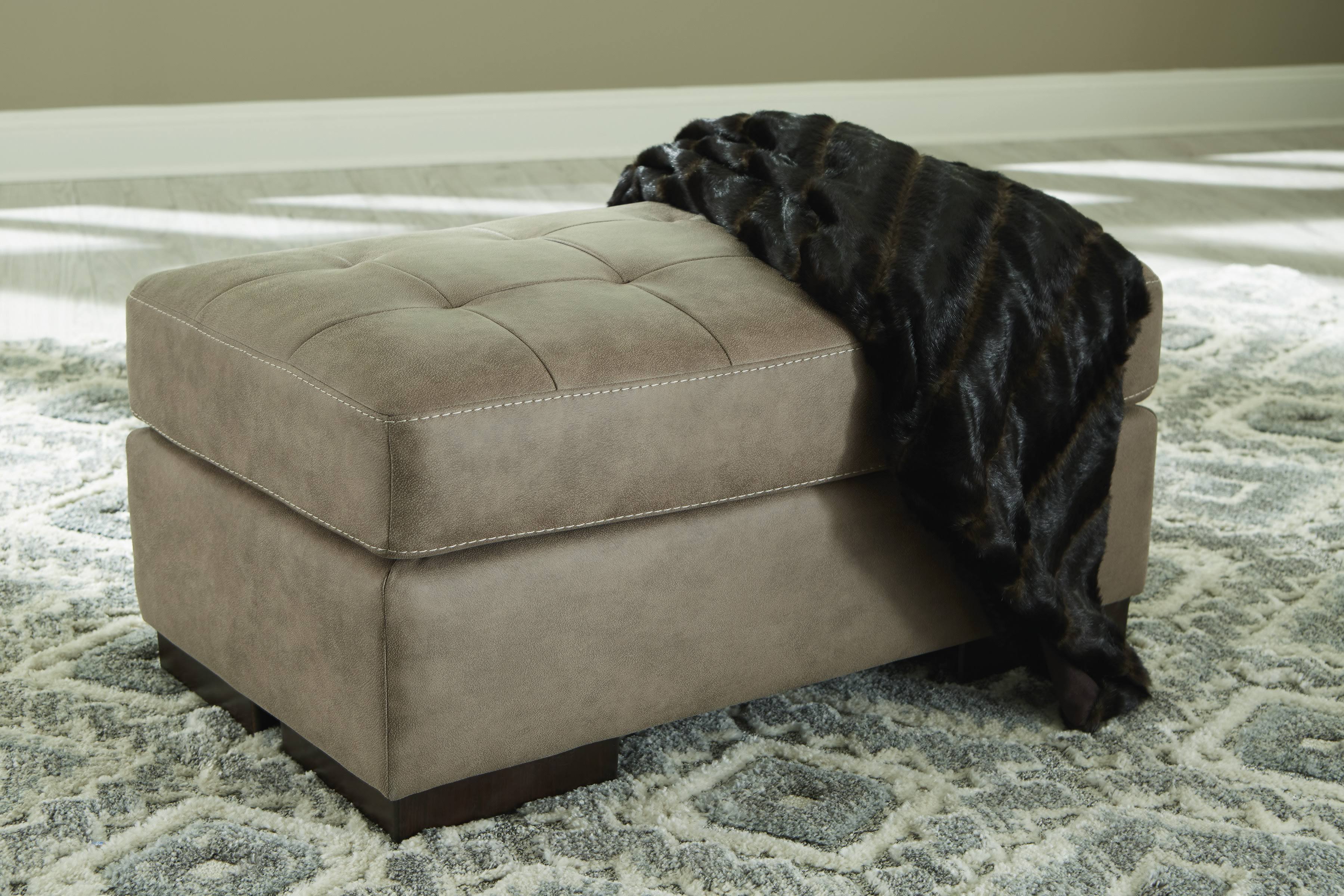 Ashley Maderla Ottoman