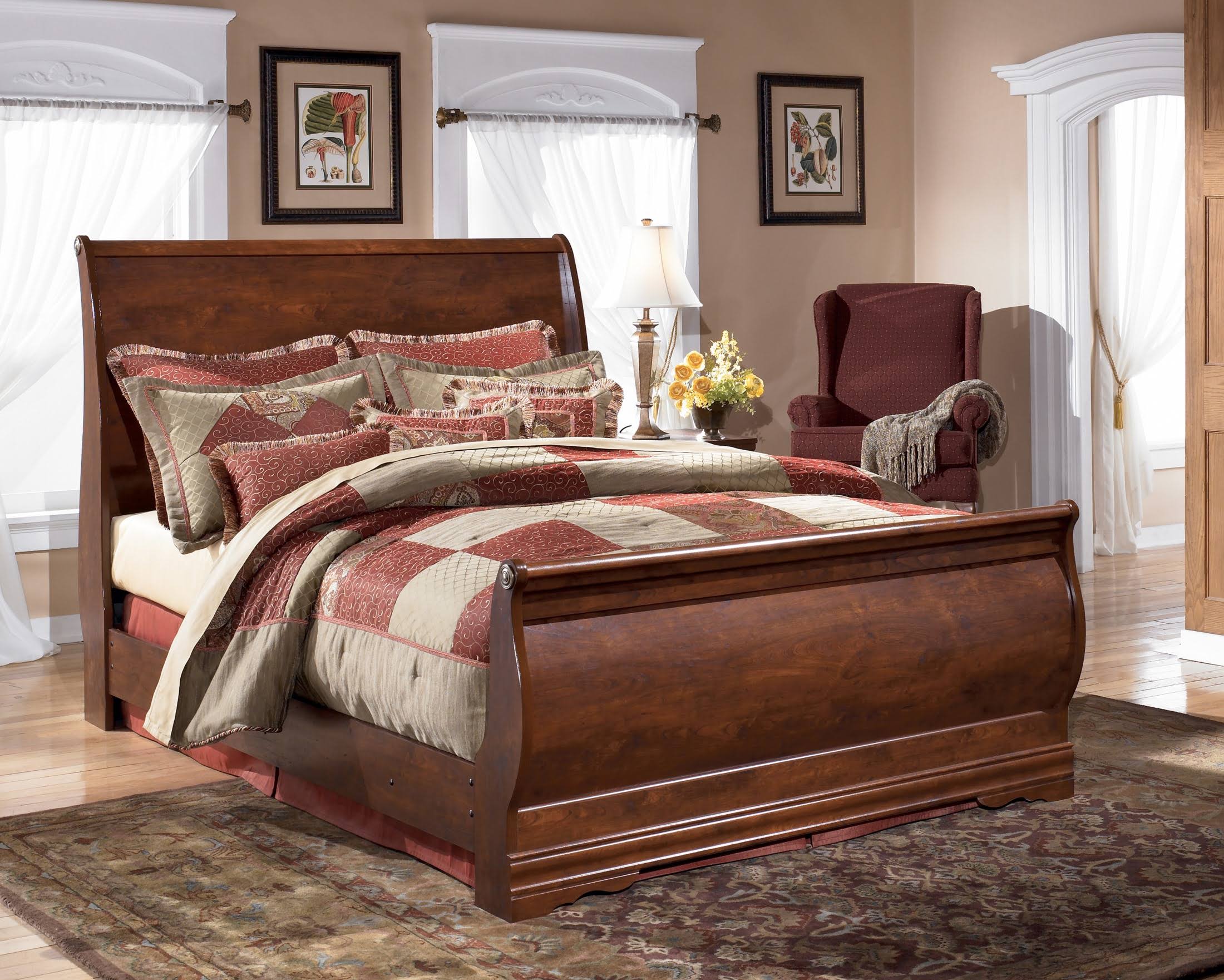Ashley Wilmington Queen Sleigh Headboard B178-77