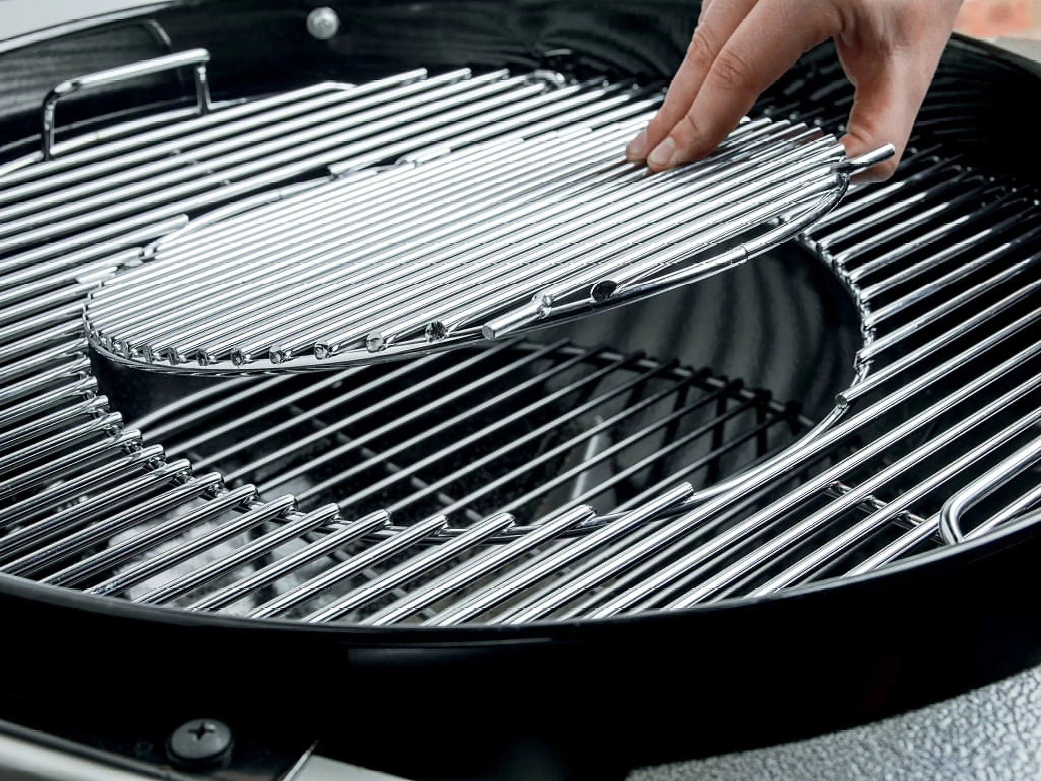 Weber Performer Deluxe 22" Black Charcoal Grill