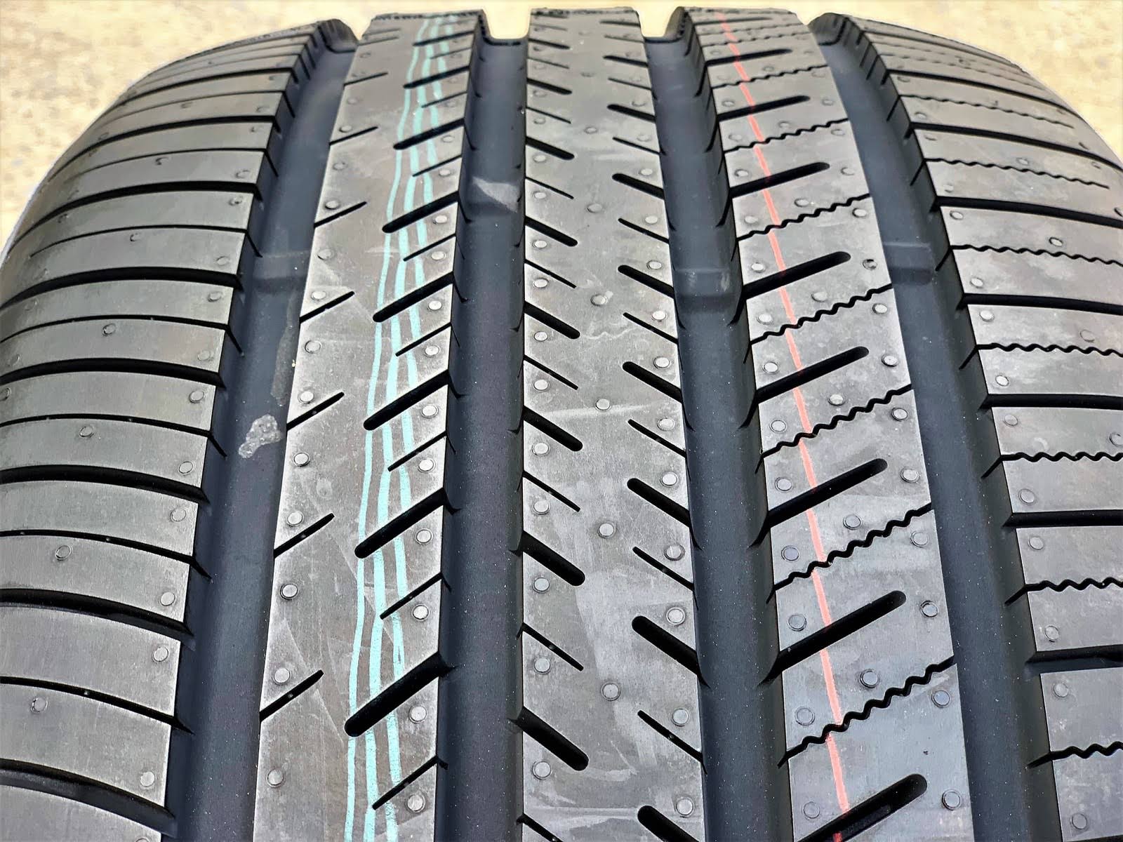 255/35R19 XL 96Y - Atlas Tire Force UHP High Performance All Season Tire