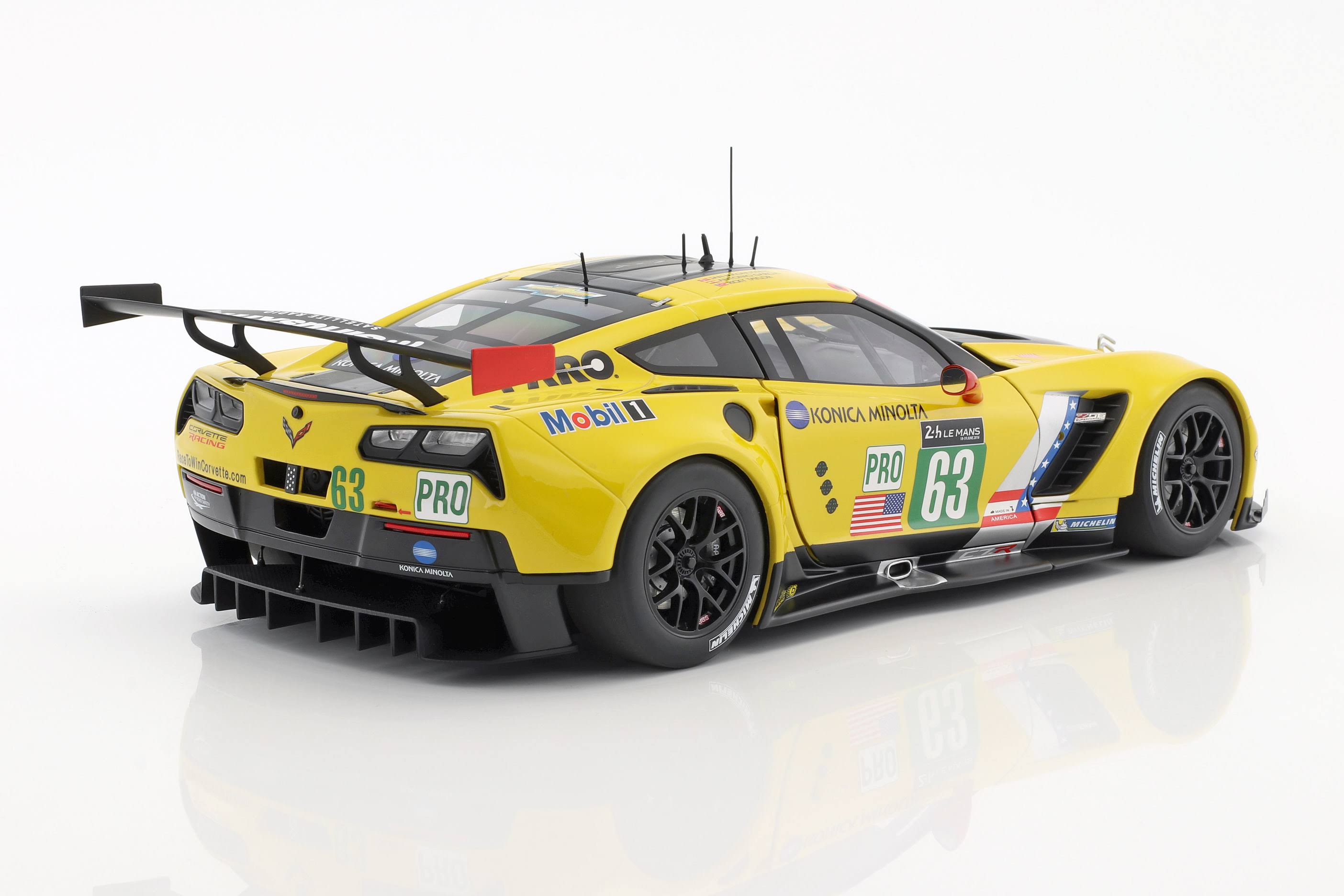 Chevrolet Corvette C7 R #63 Jan Magnussen / Antonio Garcia / Ryan Taylor Le Mans (2016) 1/18 Model Car by AUTOart