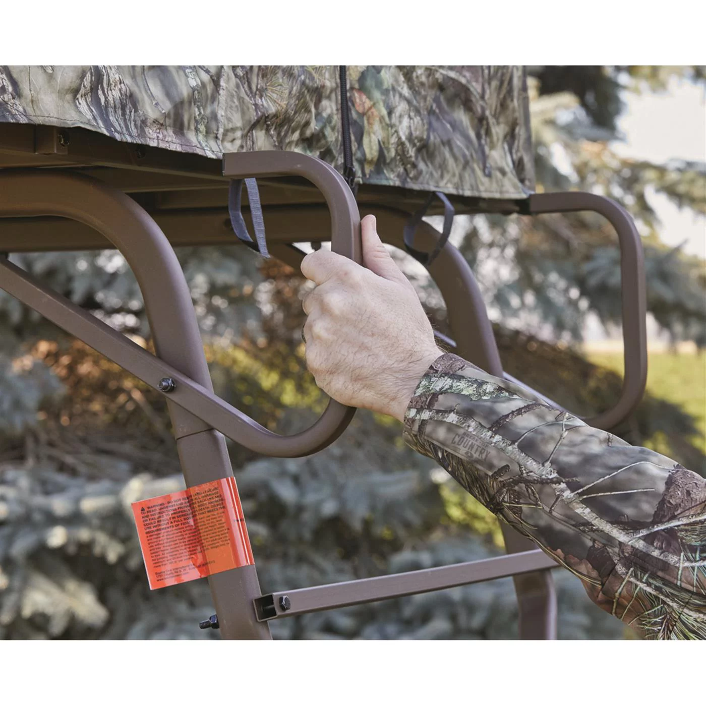 Guide Gear 6' Tripod Hunting Tower Blind, 2-Man Stand Elevated, Hunting Gear Equipment Accessories, 4x4