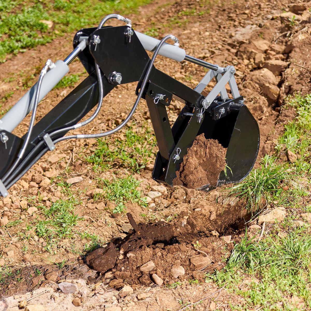 CENTRAL MACHINERY 8 HP Towable Backhoe