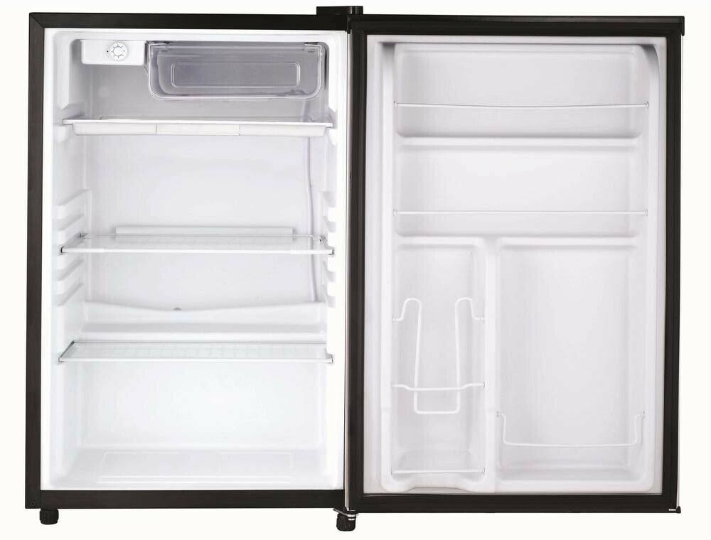 RCA 4.5 Cu ft Single Door Compact Refrigerator Rfr464, Black