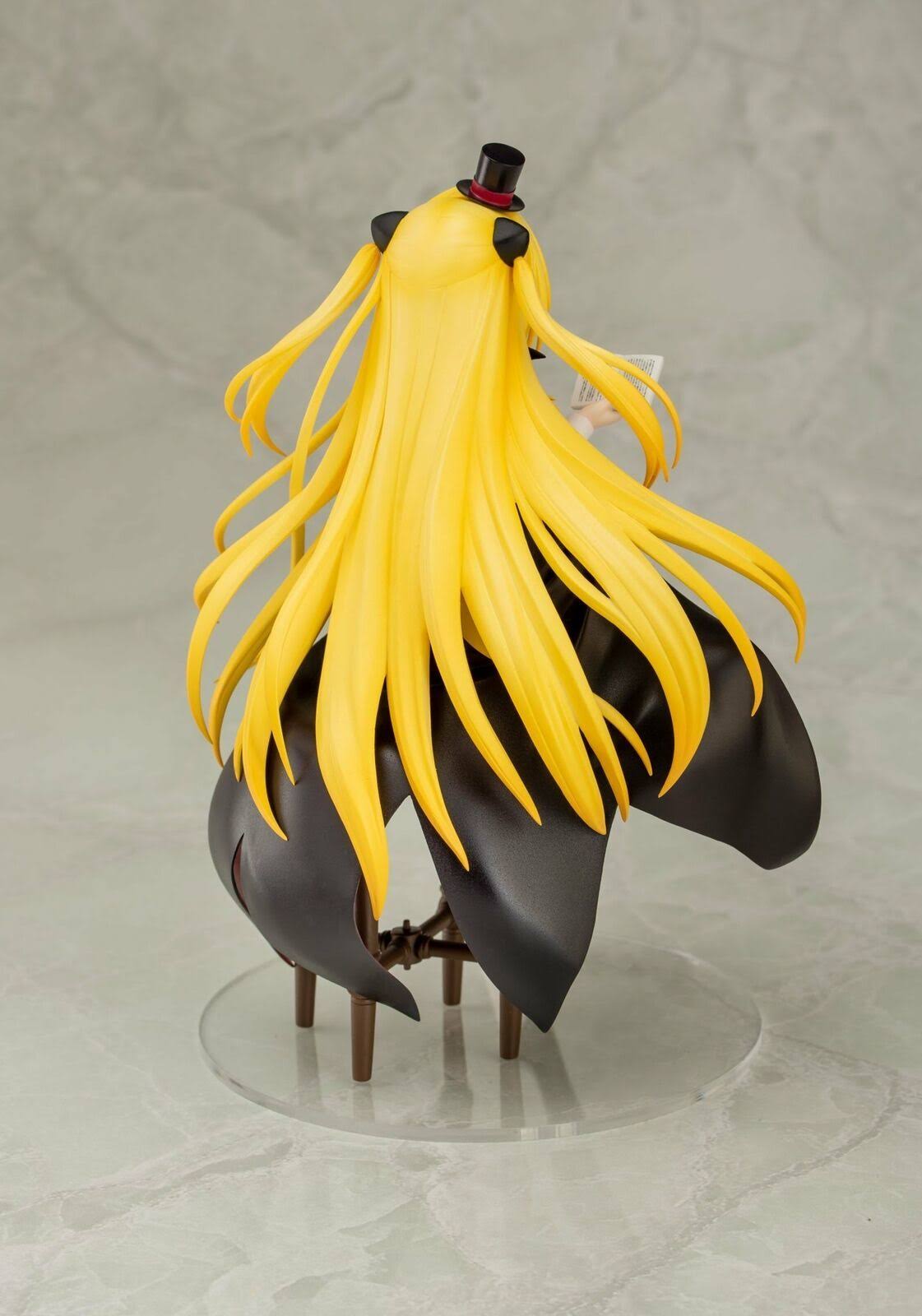 Chara-Ani Golden Darkness to Love-Ru Darkness 1/7 Scale Figure