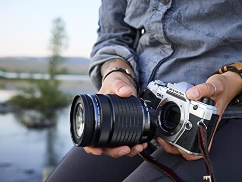 OM SYSTEM OM-5 Mirrorless Camera, Black