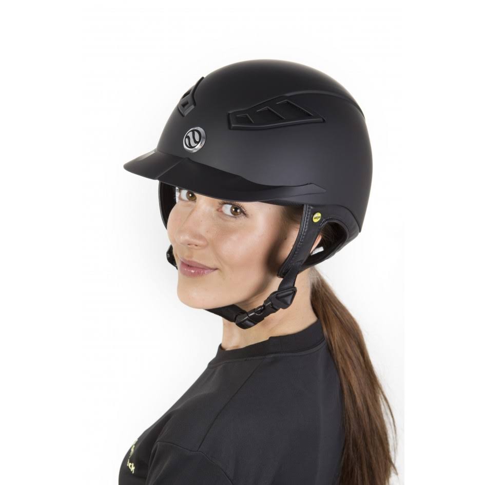 Back on Track Riding Helmet EQ3 Lynx Smooth Top