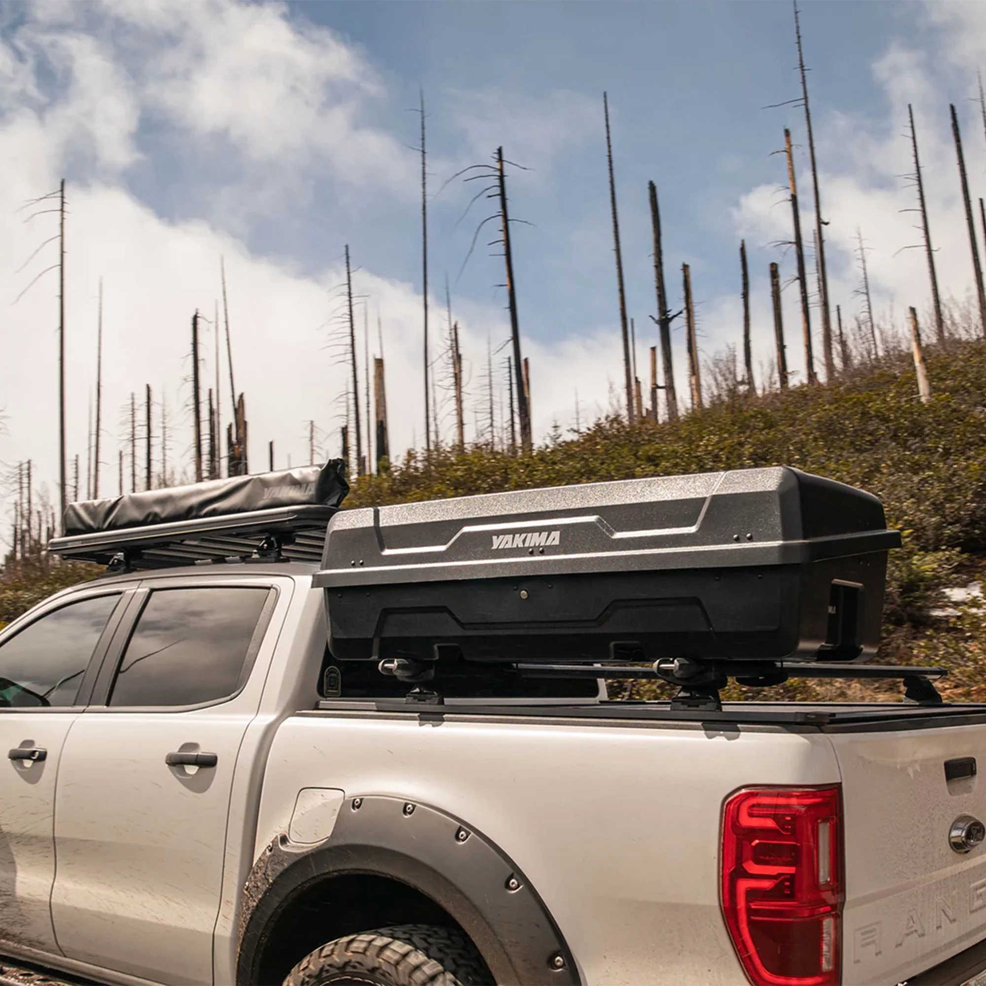 Yakima DeepSpace 10, 10 cu ft Vehicle Cargo Box with Mounting Hardware