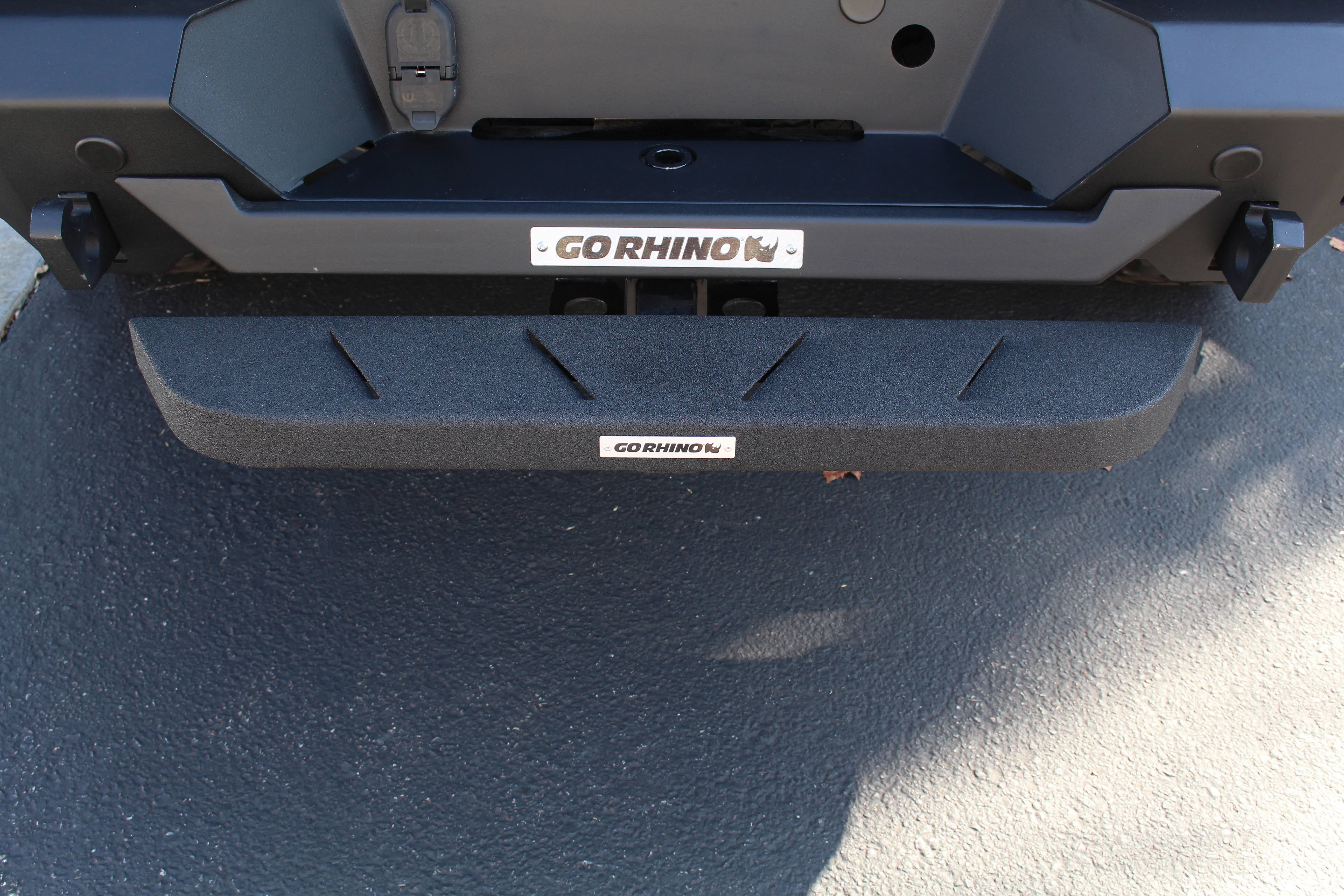 Go Rhino RB610T - RB10 Universal Hitch Step