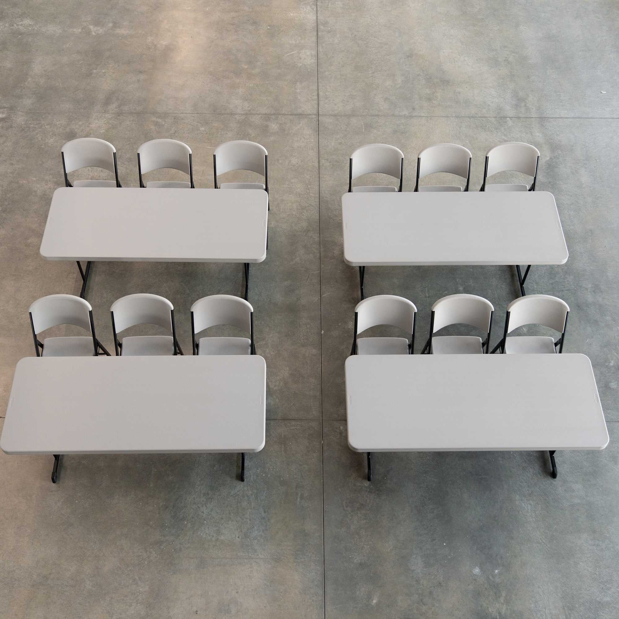 Lifetime 6 Foot Rectangle Folding Table, Indoor/Outdoor Professional, Putty (80126)