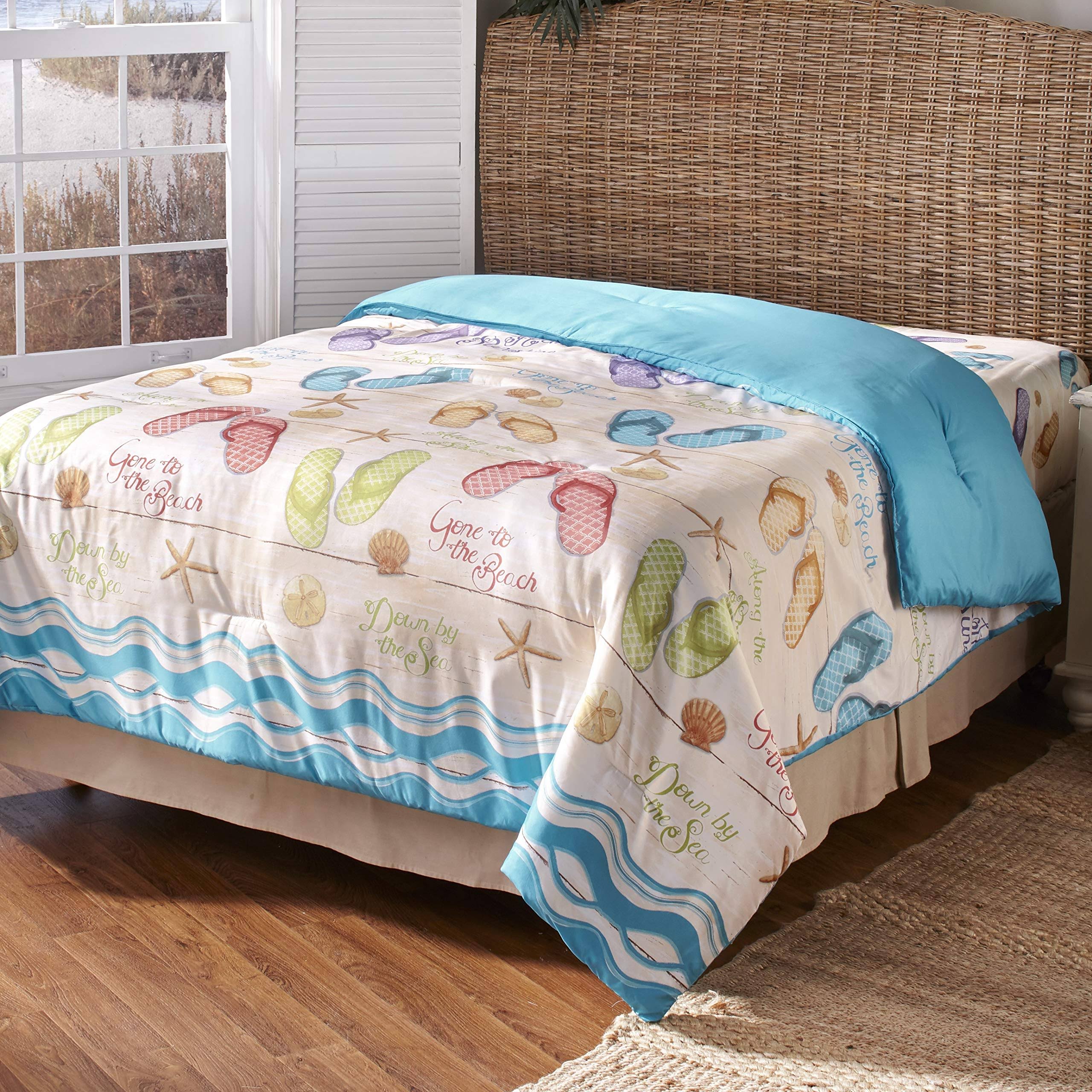 Lakeside Flip Flop Comforter with Beach Vacation-Themed Pring - King