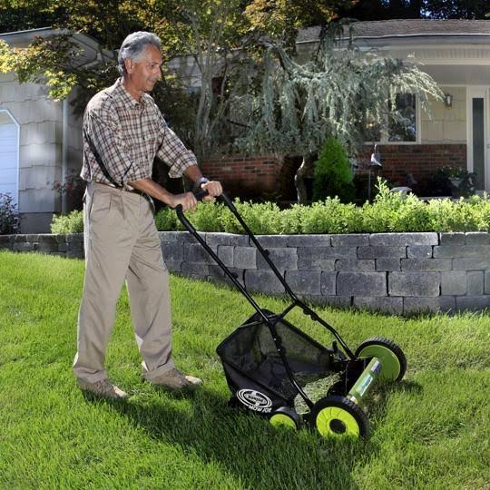 Sun Joe MJ501M-RM 18-inch Manual Reel Mower with Grass Catcher (Certified Refurbished)