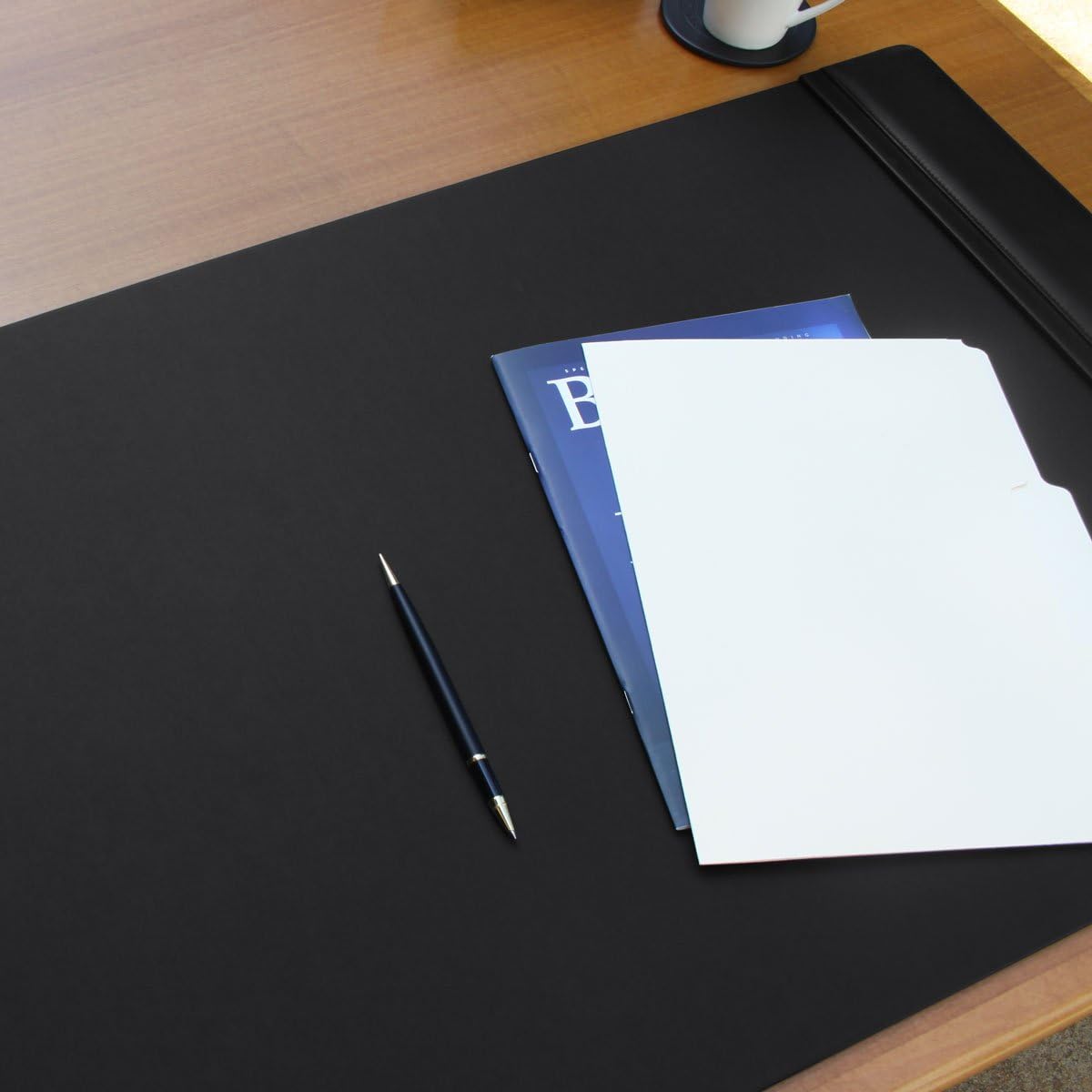 Dacasso Classic Leather Side Rail Desk pad, 34 x 20, Black