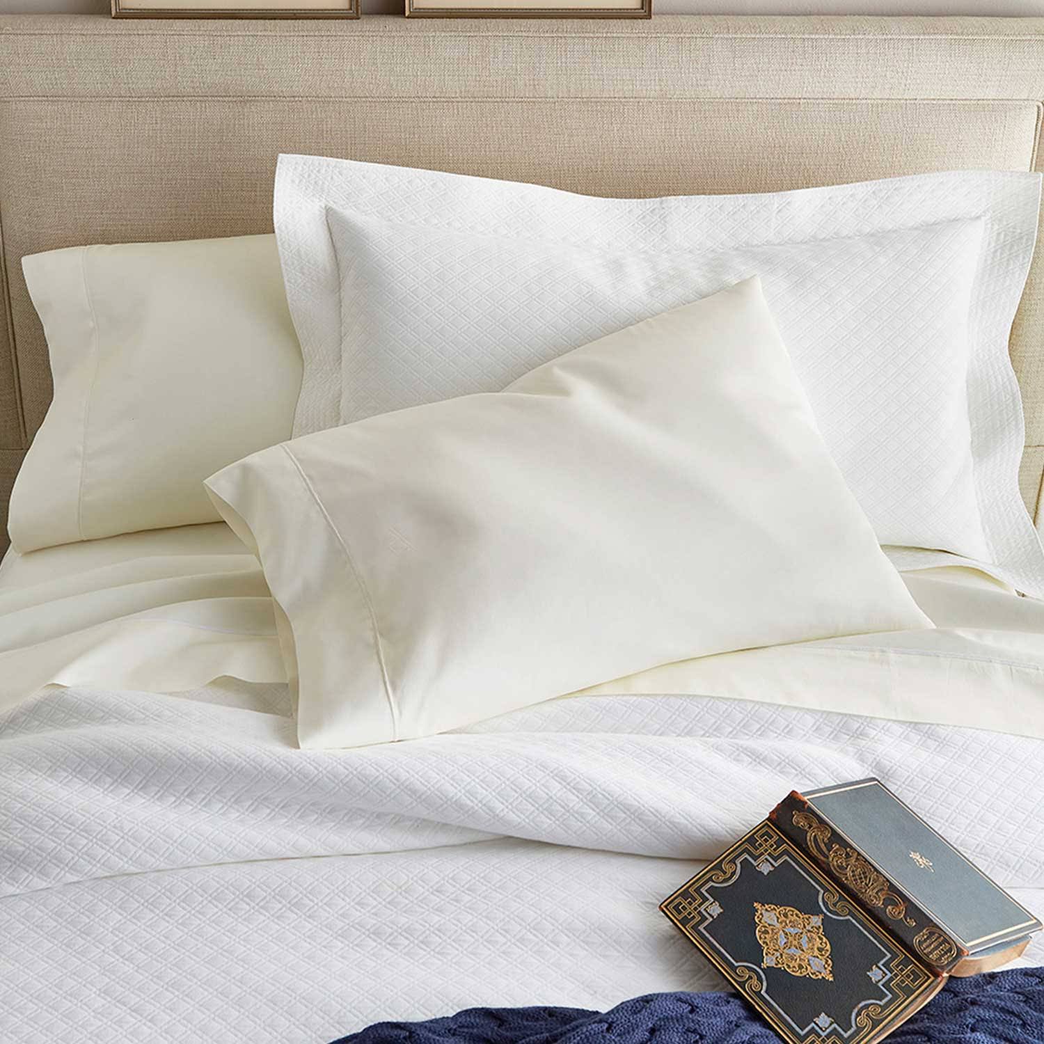 Peacock Alley Alyssa Coverlet, Queen, White