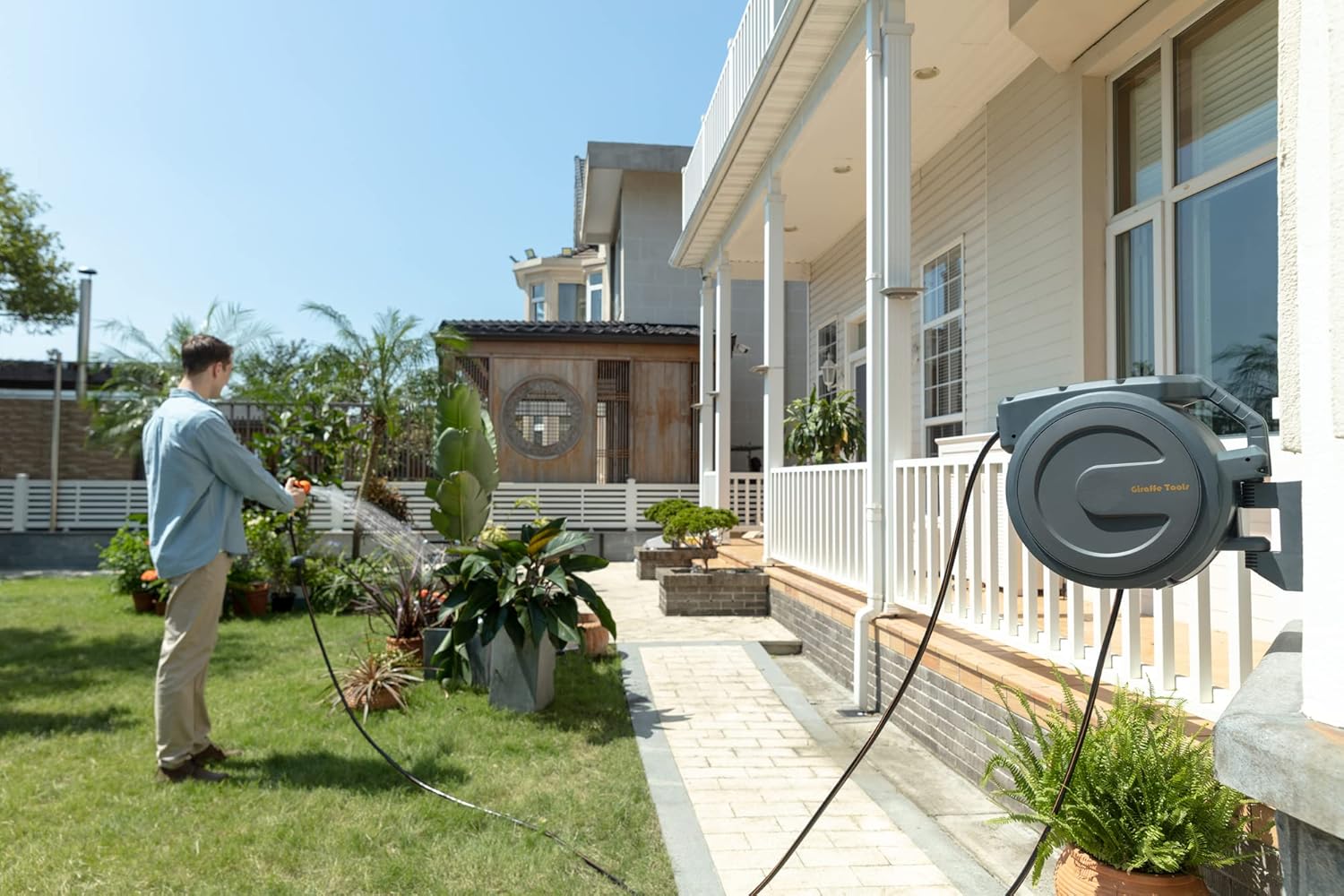 Giraffe Wall Mounted Hose Reel Retractable, 1/2" 78ft Heavy Duty Garden Hose Reel with 9 Pattern Hose Nozzle, Any Length Lock/Automatic Rewind/180° Swivel Bracket