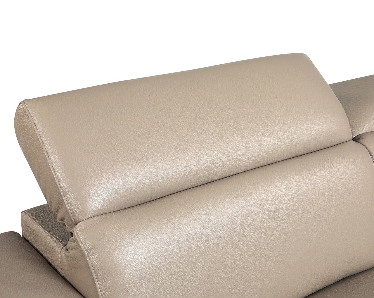 Bella Vita Loveseat