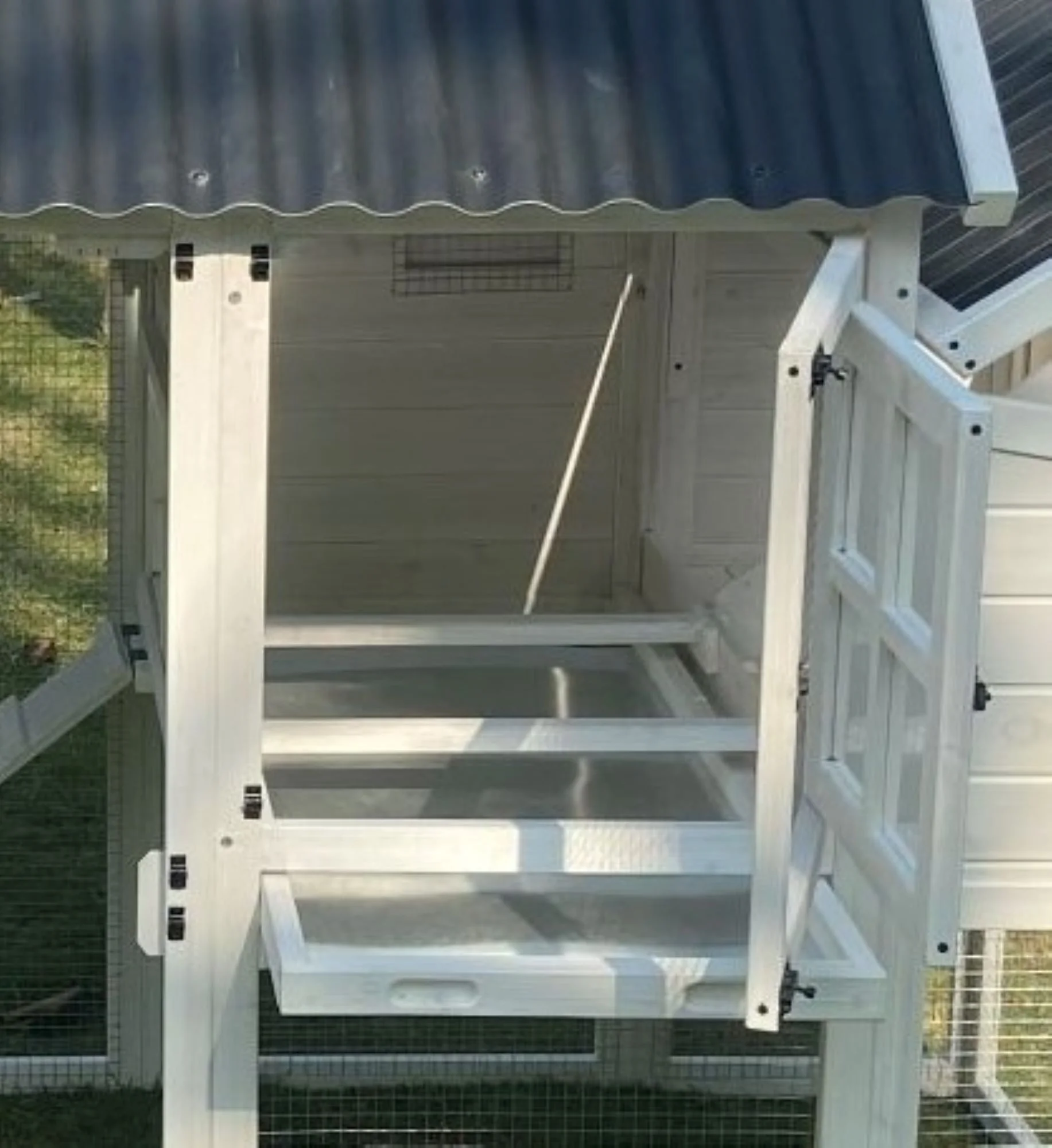 Zylina Modern Superior Hen House - Chicken Coop