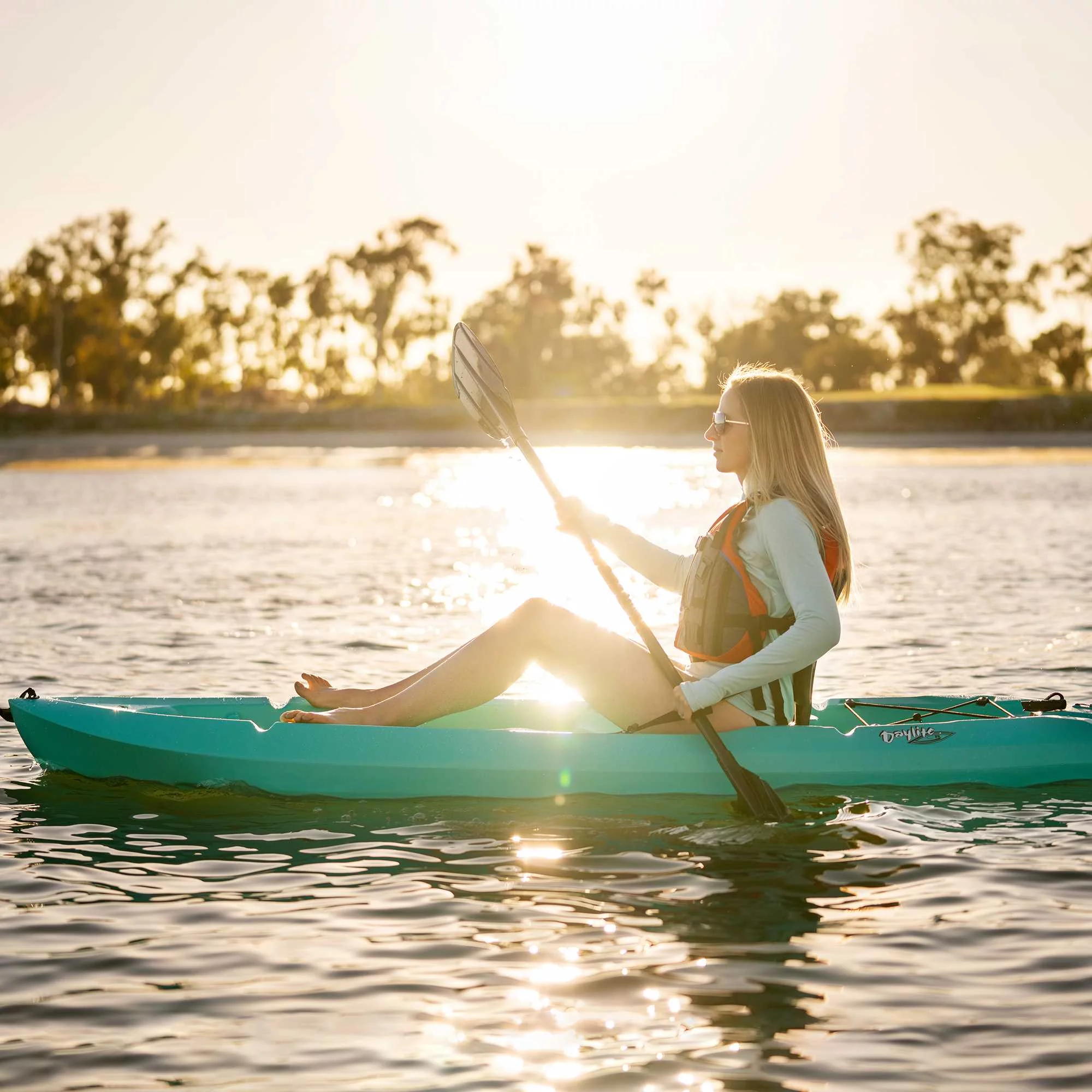 Lifetime Daylite 8 ft Sit-on-top Kayak (Paddle Included), Dark Blue